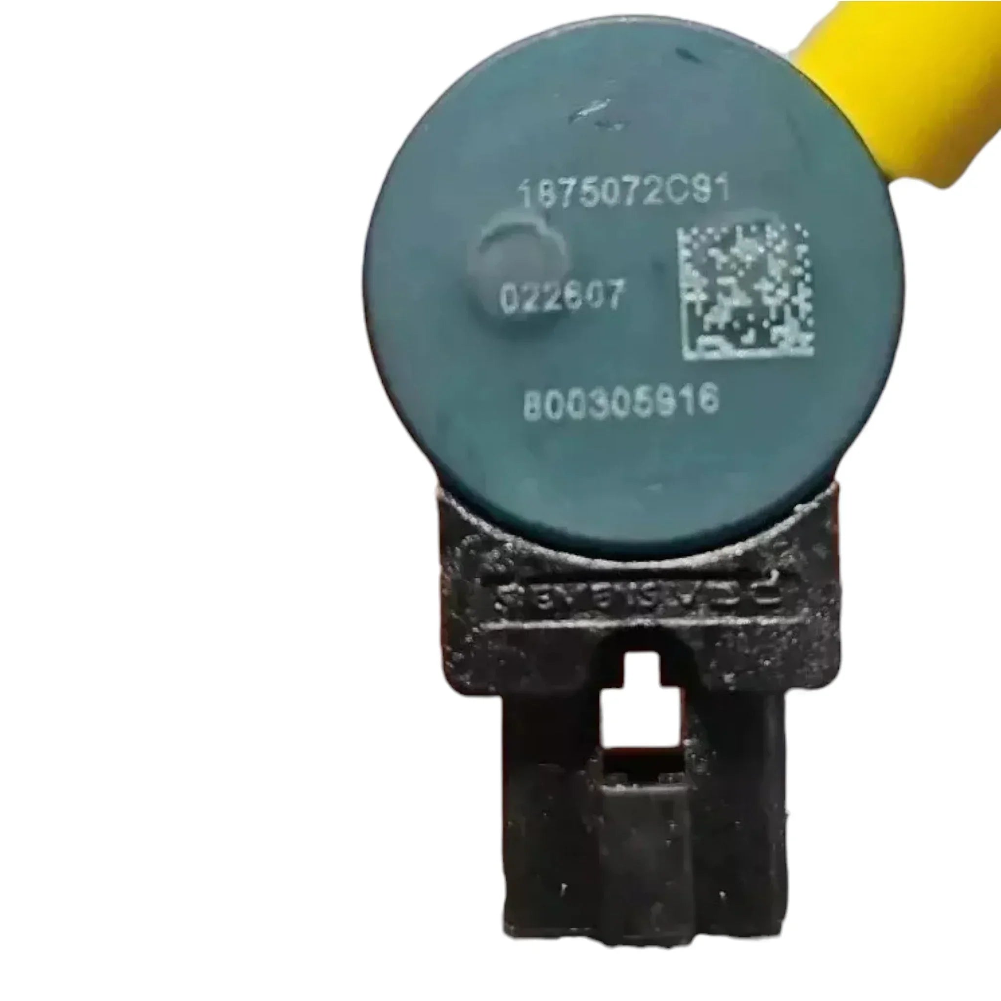 1875072C91 Genuine International Fuel Injector