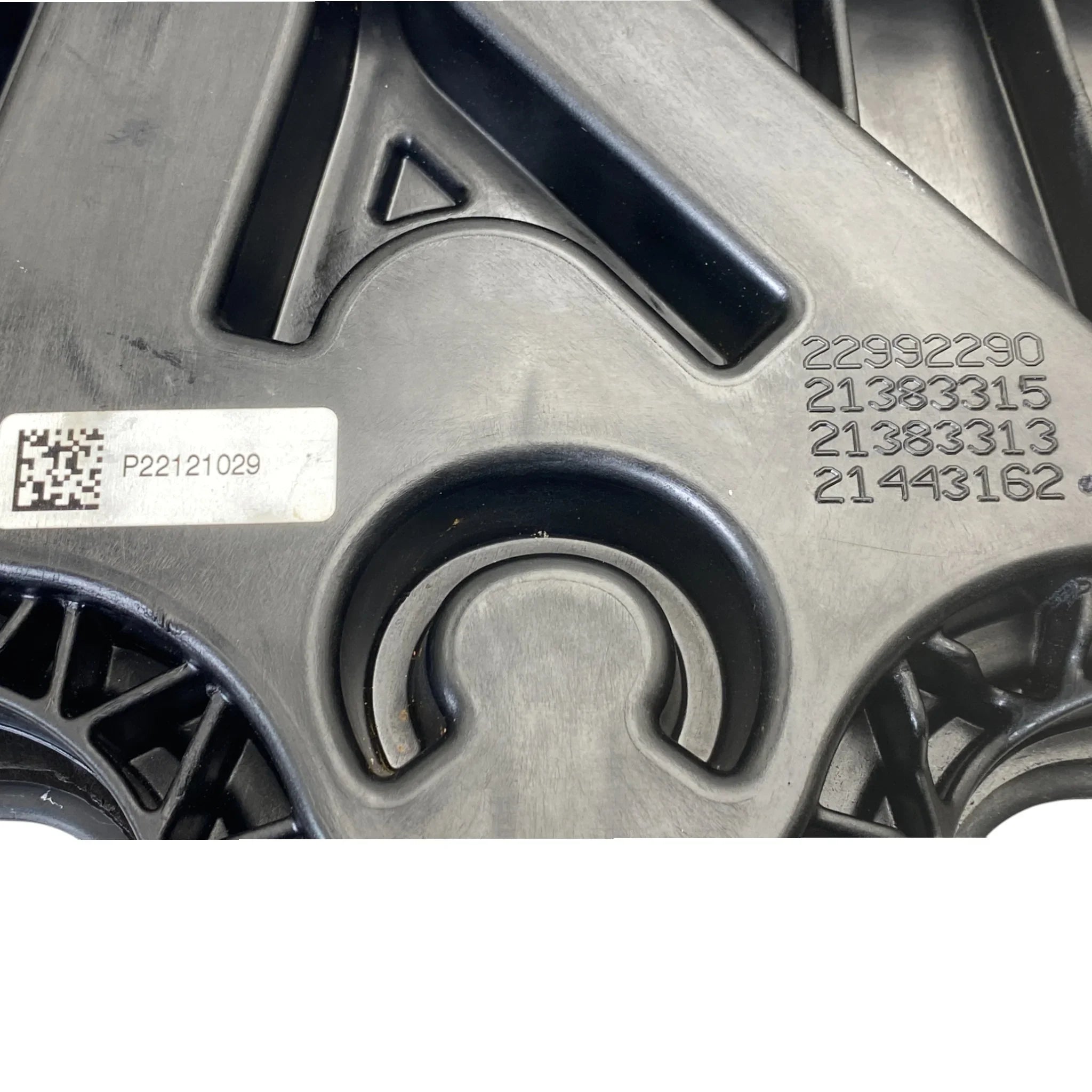 21443163 Genuine Volvo Timing Gear Cover