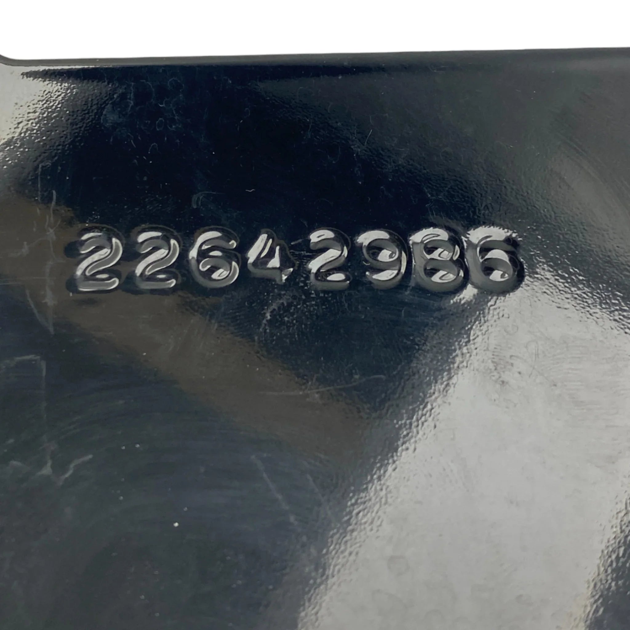 22642986 Genuine Volvo Foot Steps Bracket