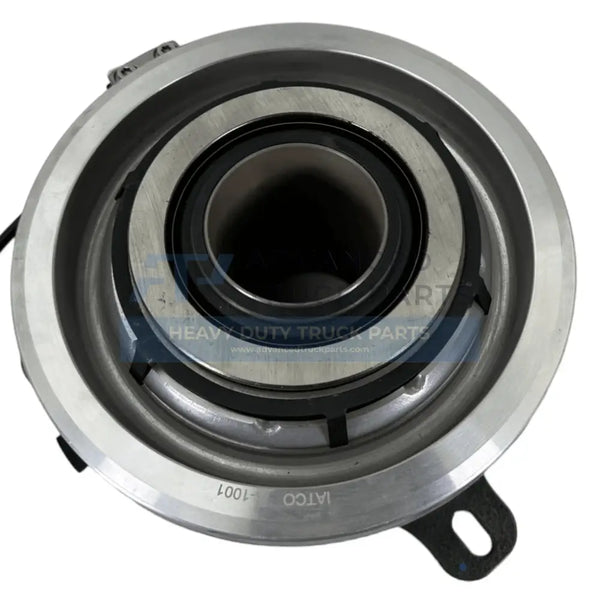 23417523-genuine-mack-i-shift-