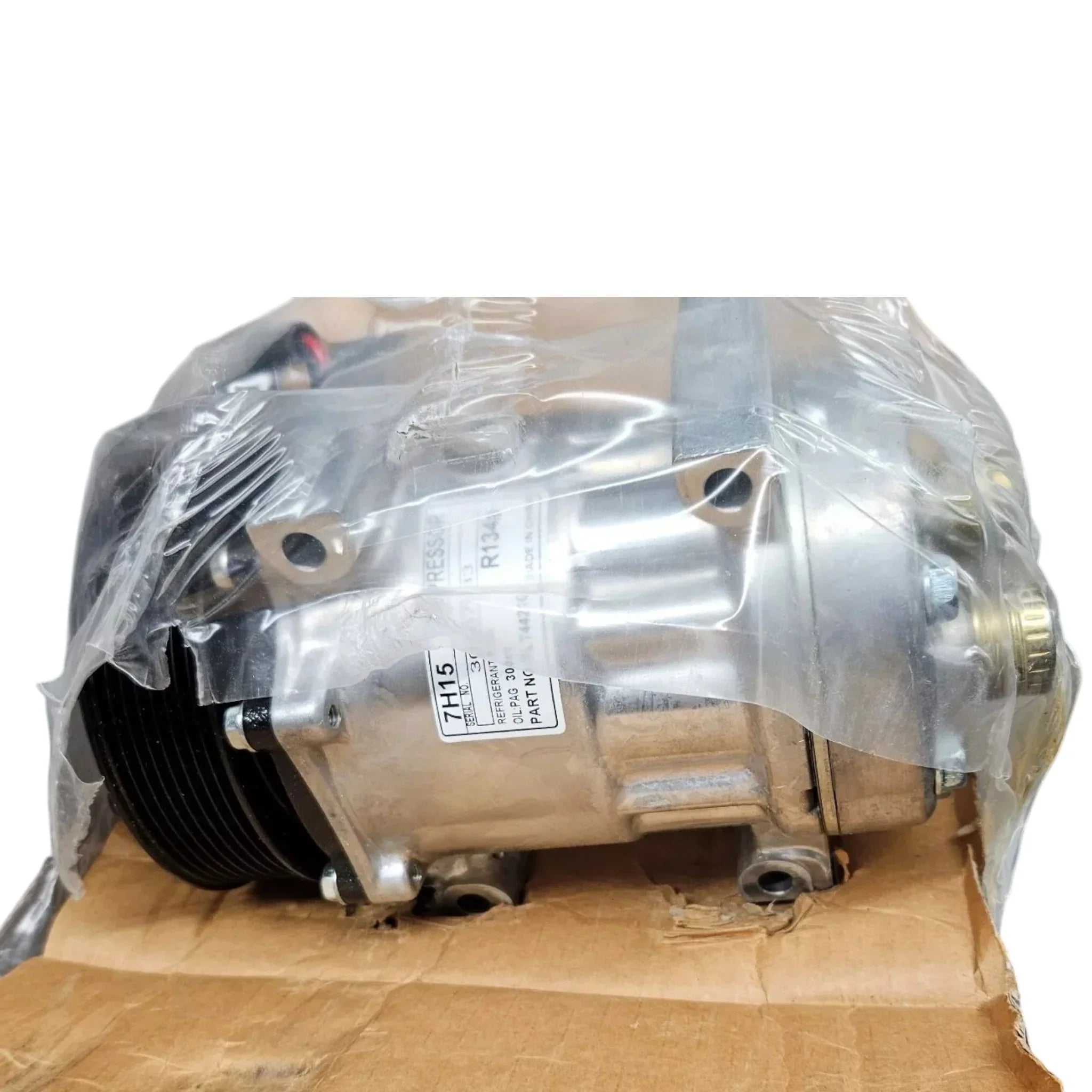 2602732C91 Genuine International A/C Compressor For Freightliner