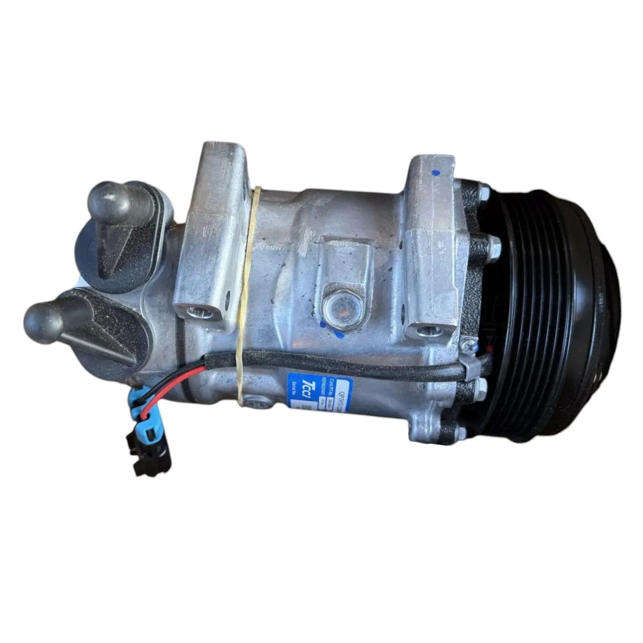 3863068C4 Genuine International A/C Compressor