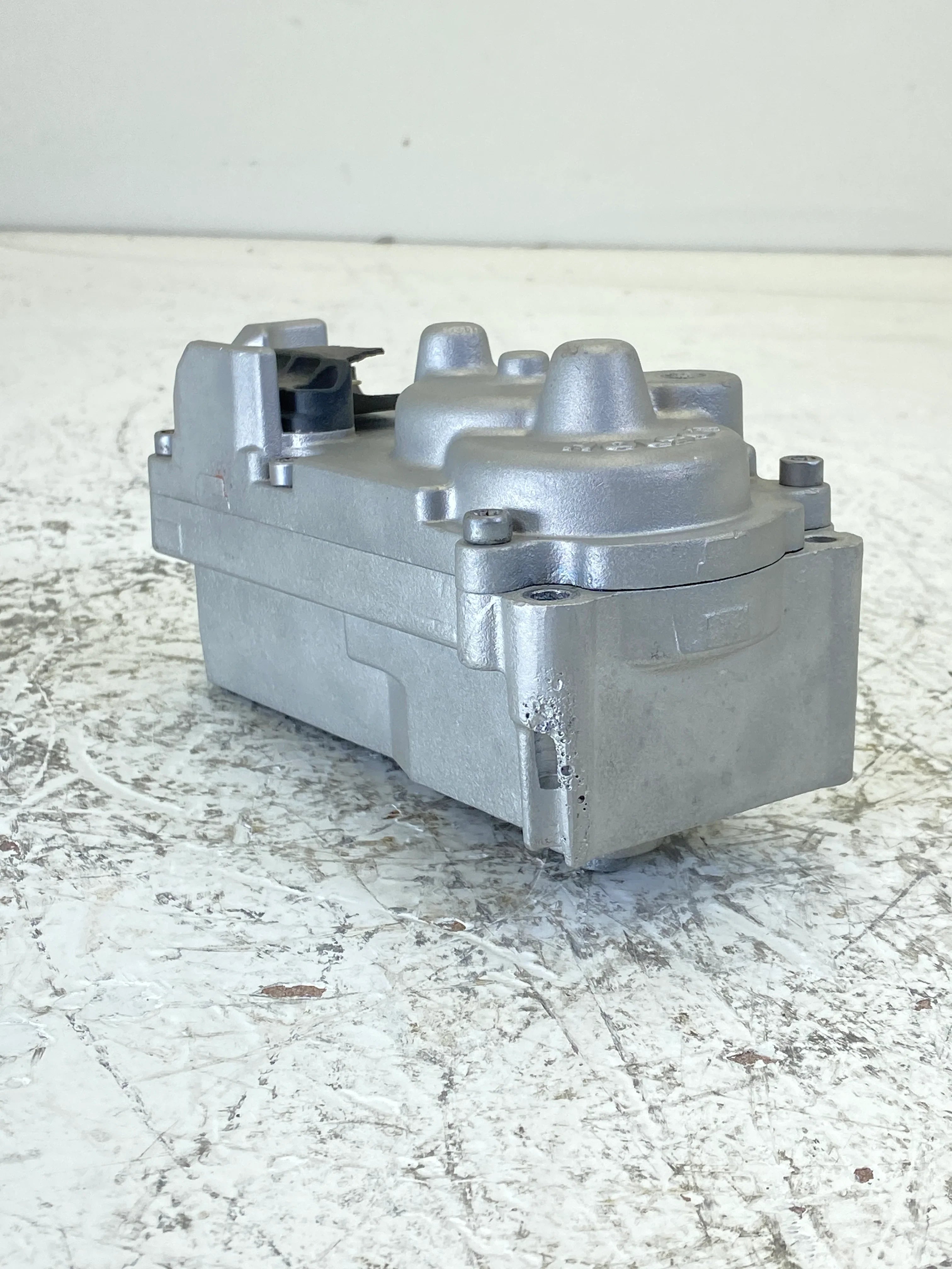 6374774Rx Genuine Cummins Turbocharger Actuator