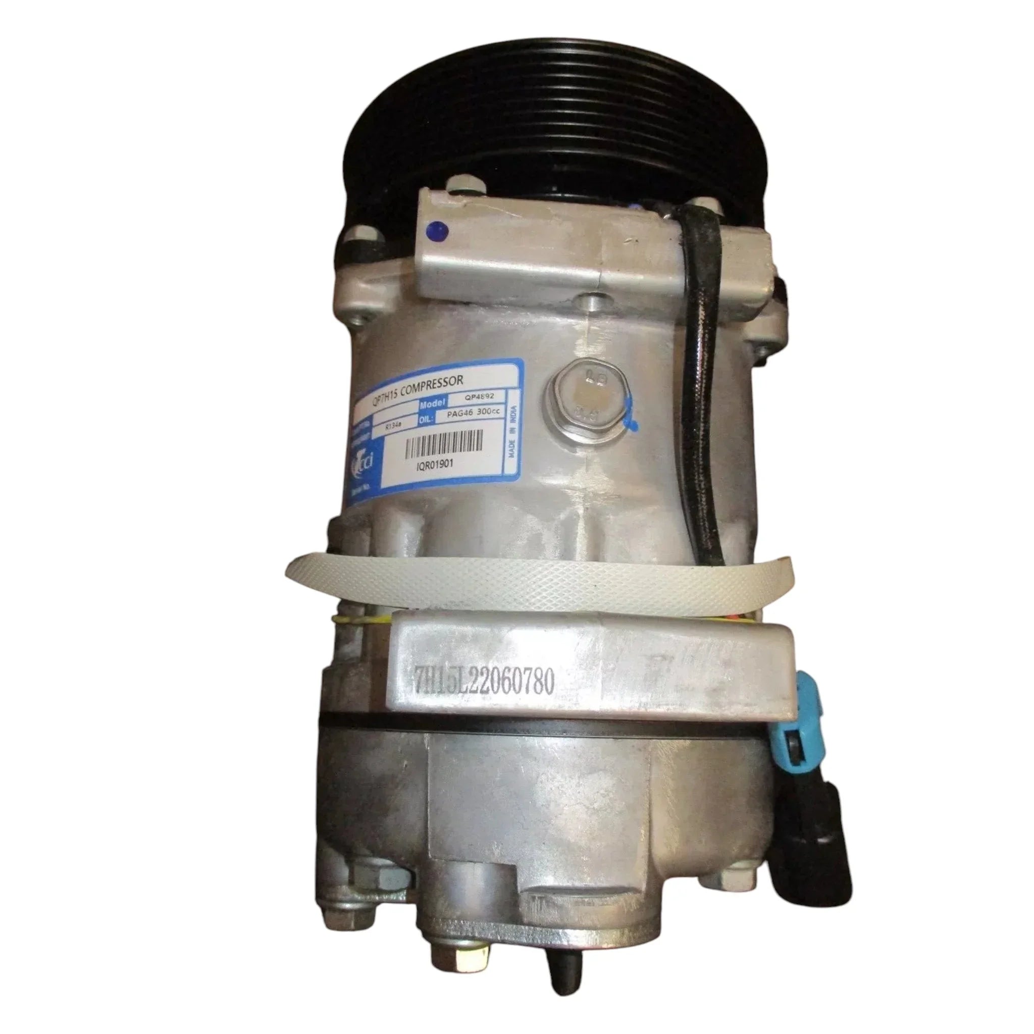 975658 Genuine Paccar A/C Compressor