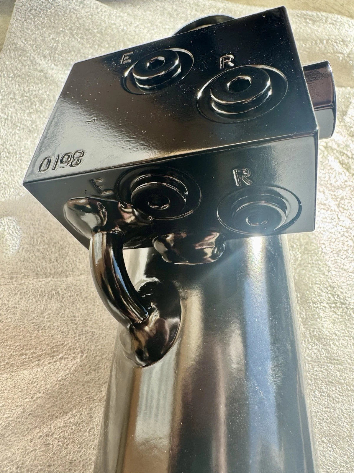 375 –0724 CAT Quick Coupler Basic Cylinder