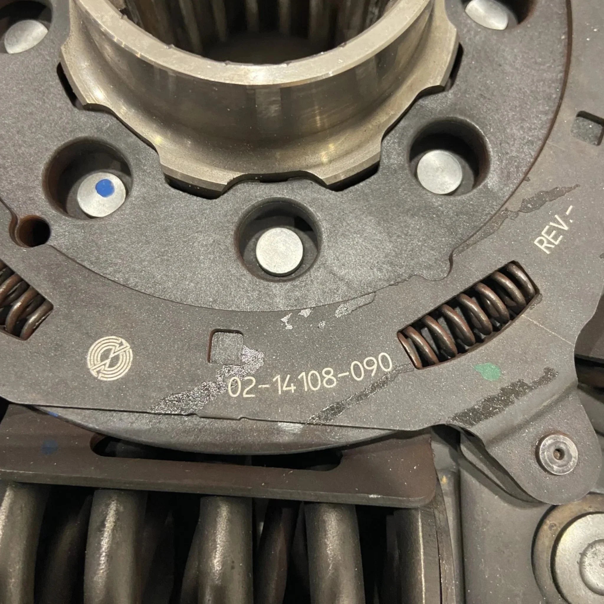 02-14108-090 Genuine Freightliner Clutch Disc