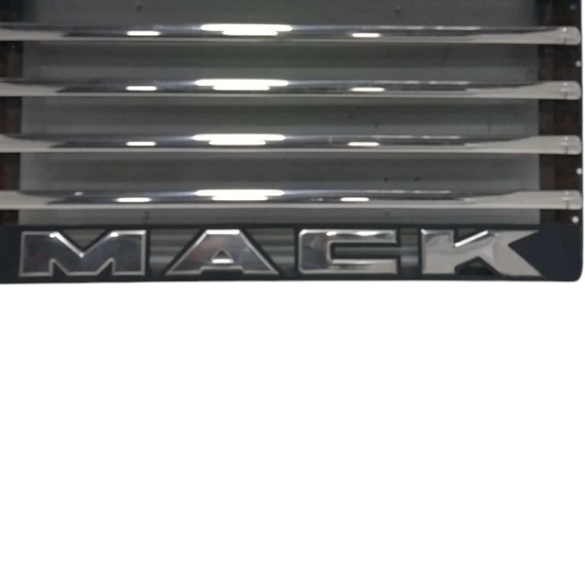 6MF599M3 Genuine Mack Grille - Truck To Trailer