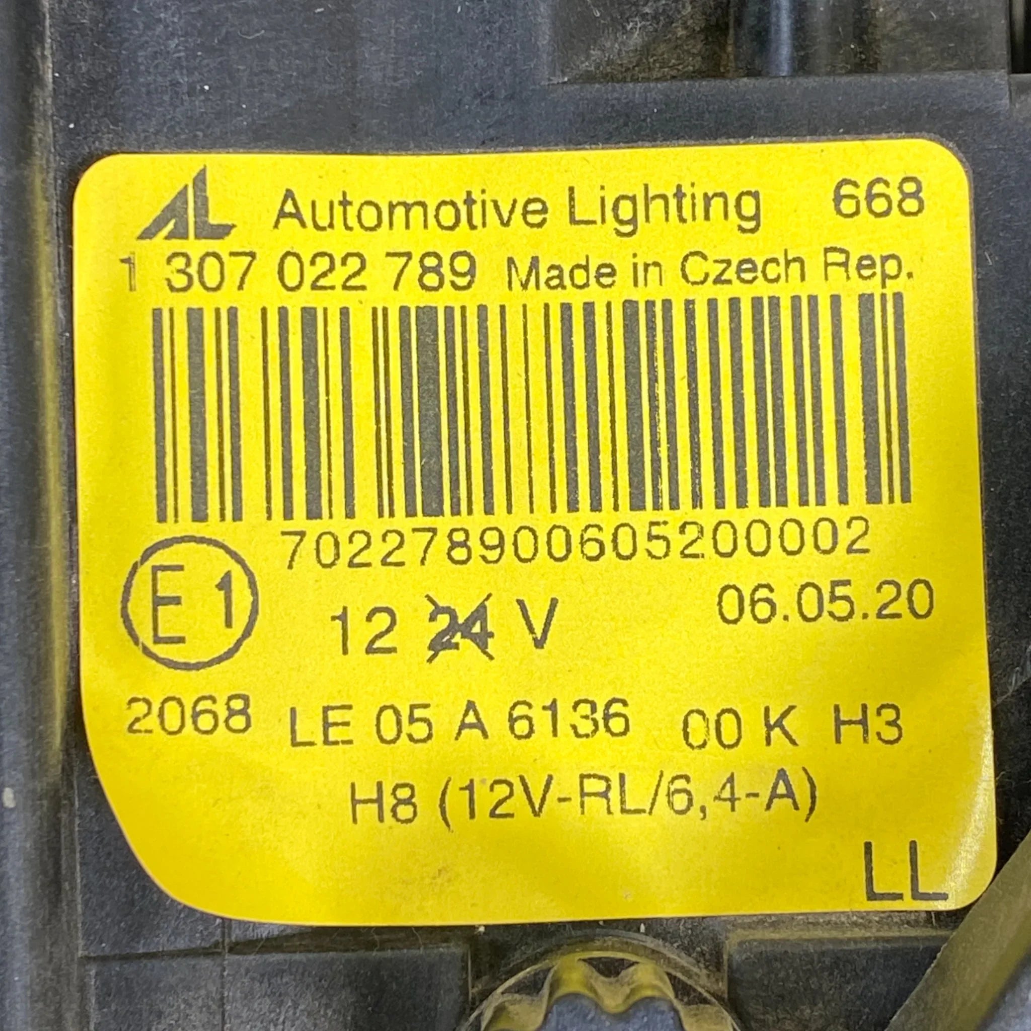 1307022789 Automotive Lighting Right Headlight For BMW 3 Series