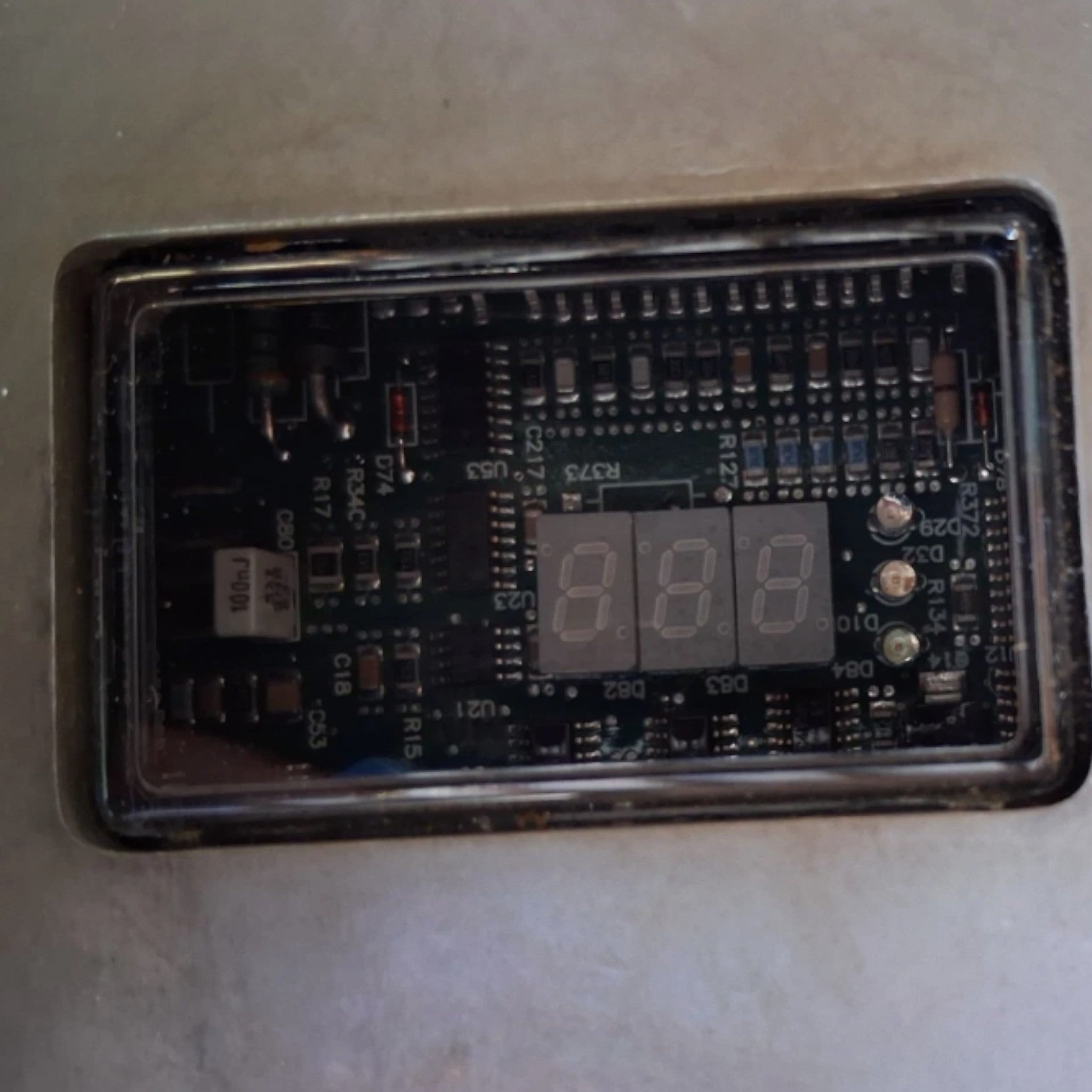 1372073 CAT Control Gp