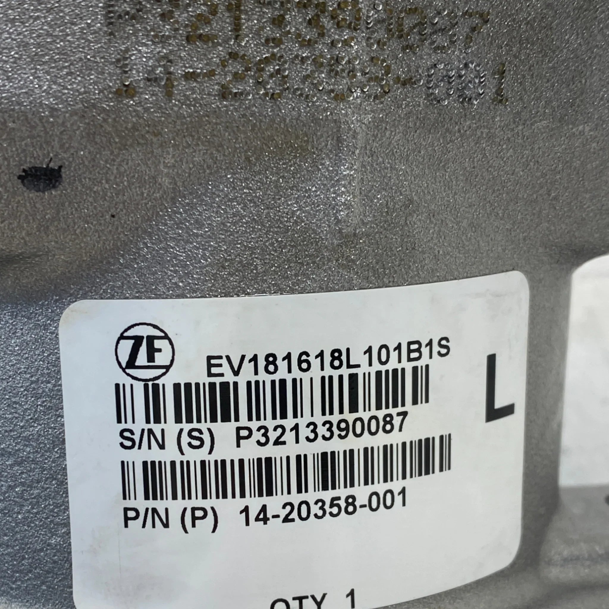 1420739001 Genuine Freightliner Power Steering Pump