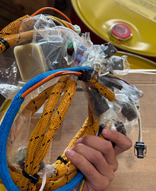 156-7105 CAT Harness Assembly