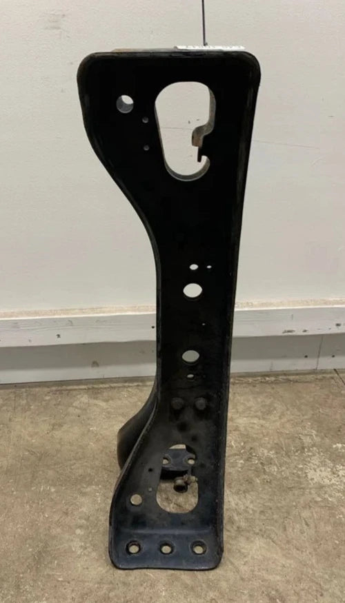 1664609C2 Genuine International Frame Crossmember