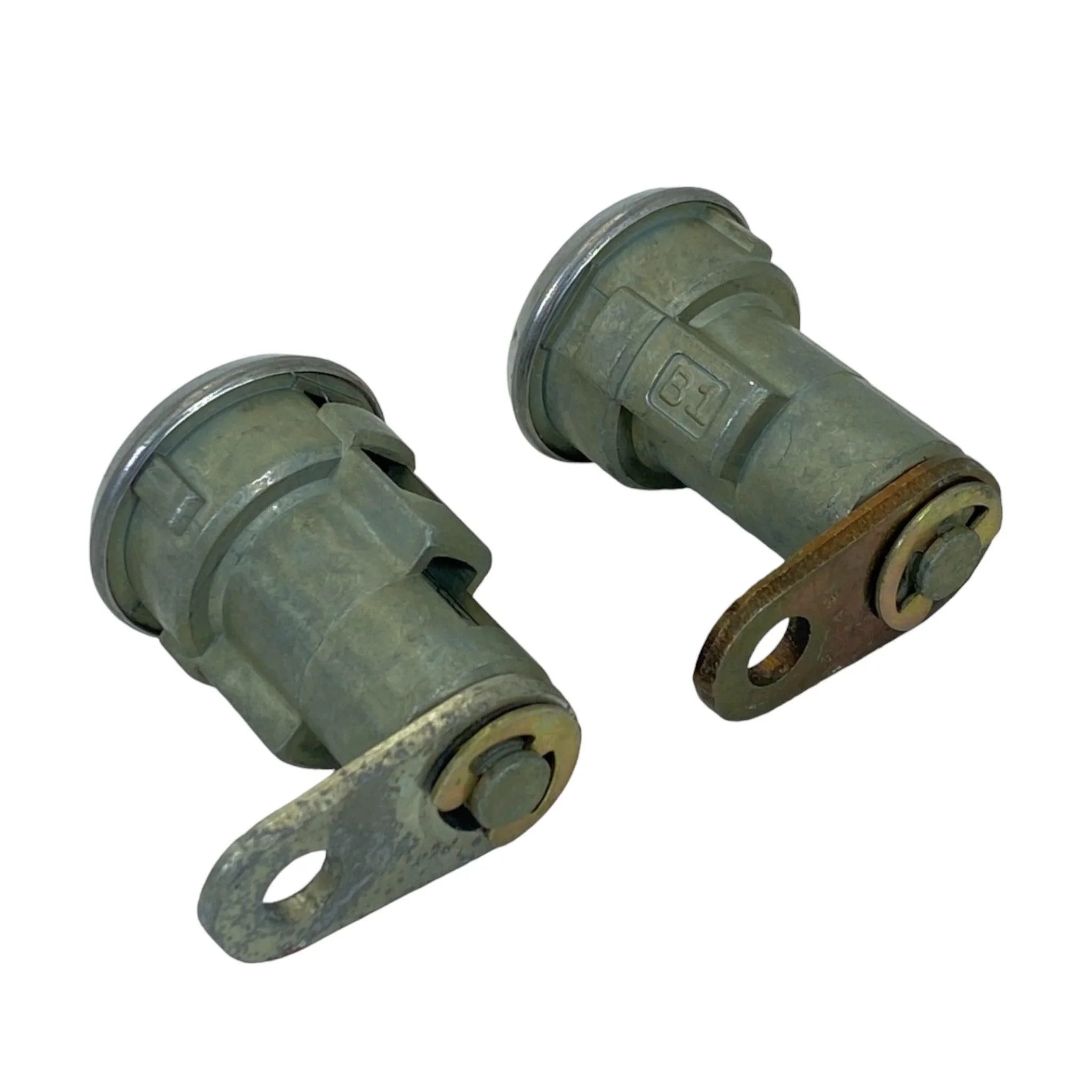 1682044C91 Genuine International Door Locks And Ignution Cylinder Kit