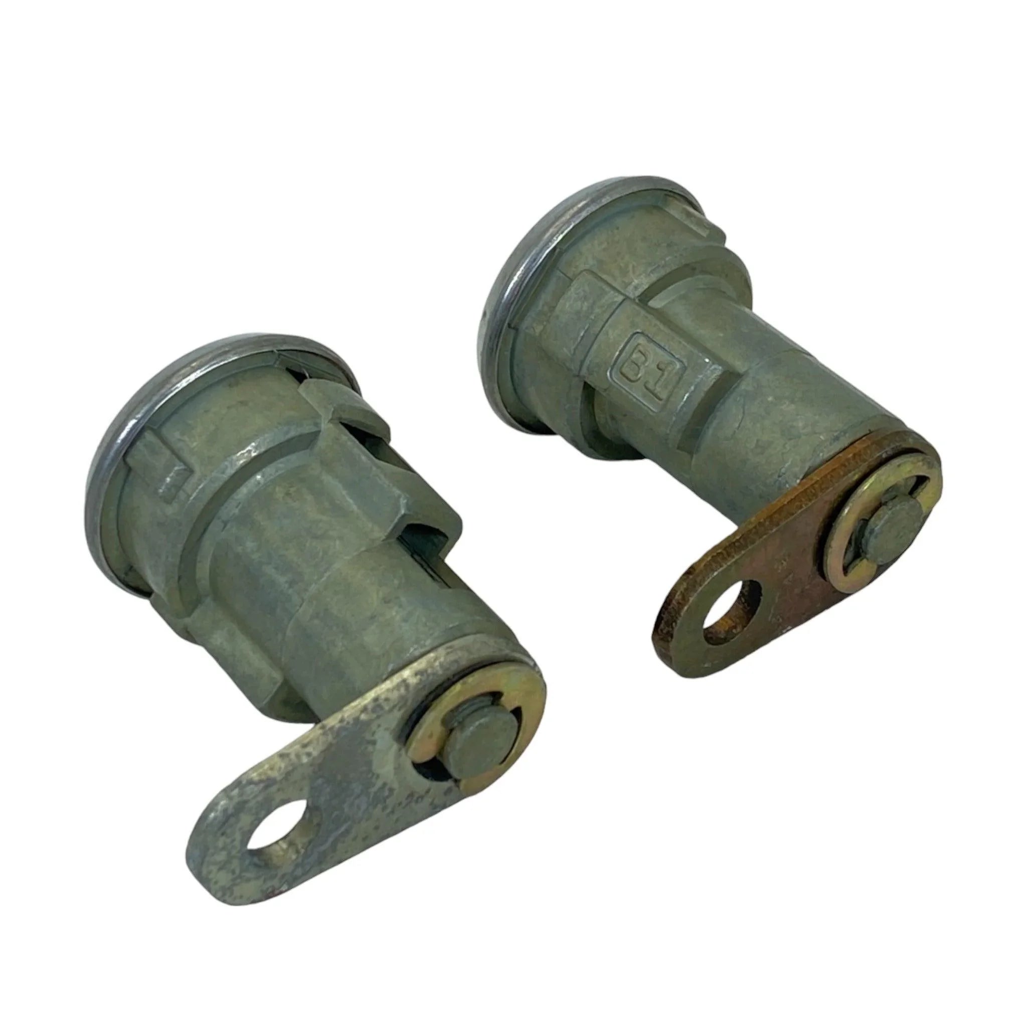 1682044C92 Genuine International Door Locks And Ignution Cylinder Kit
