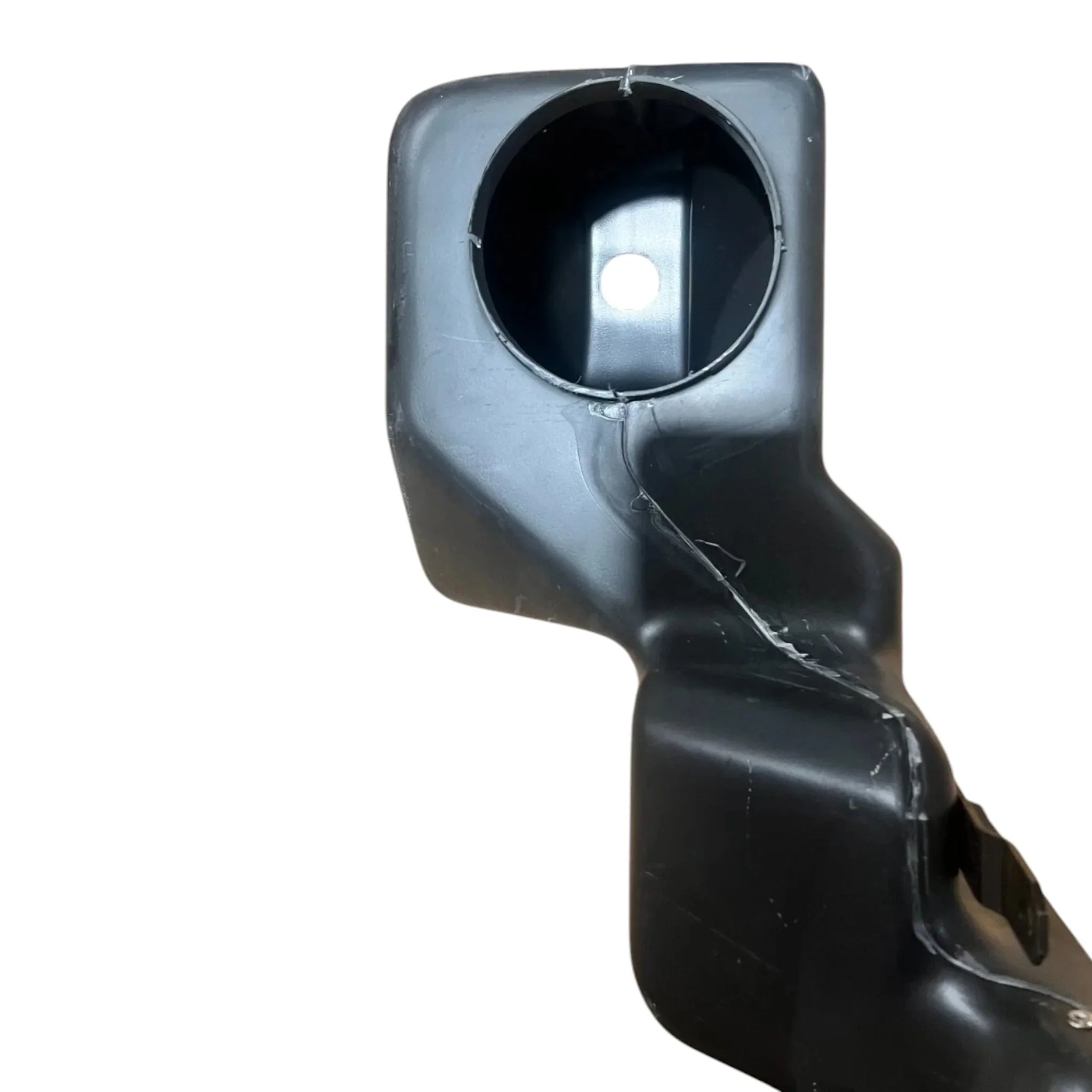 1688626C3 Genuine International Air Cleaner Inlet Elbow