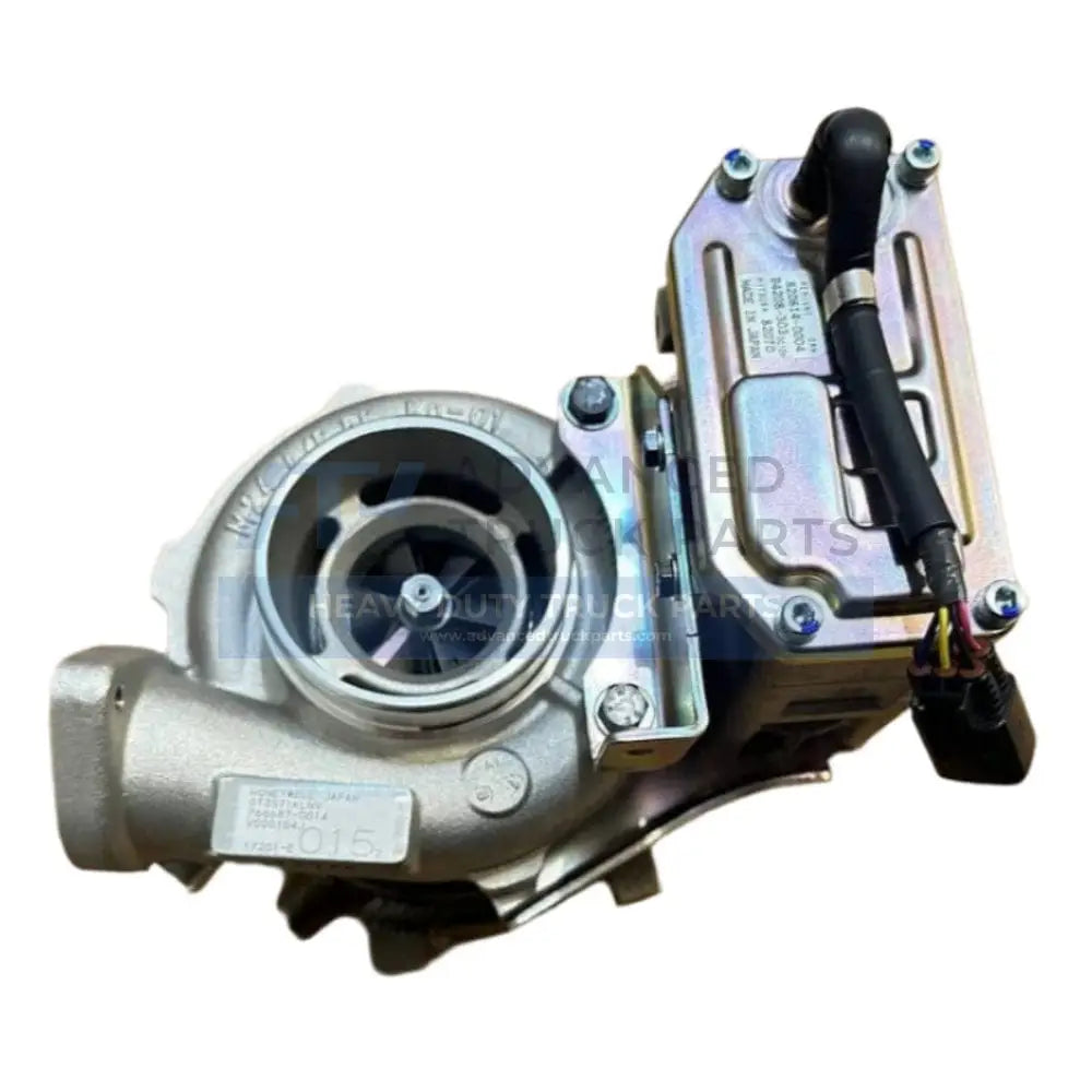 17201-E0152 Genuine Hino Turbocharger For J05 4.6L - Other Truck Parts
