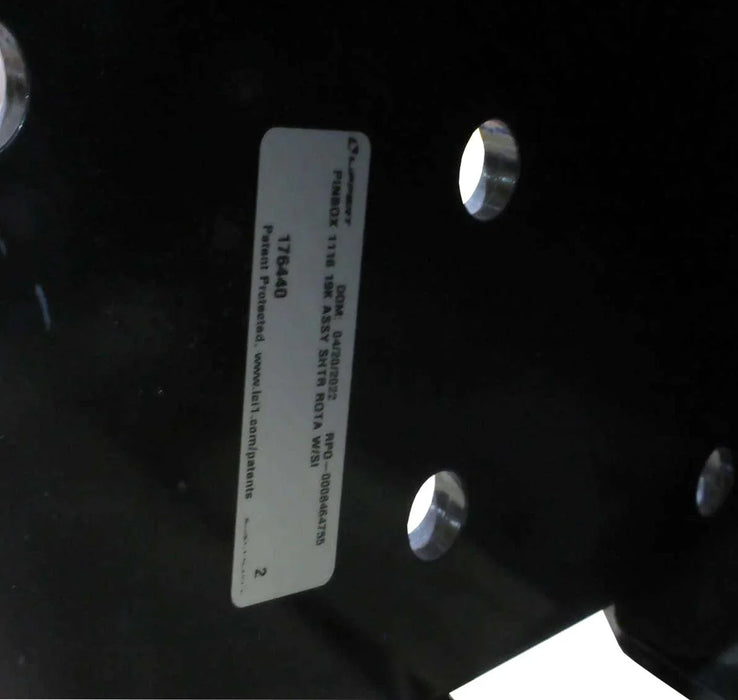 176440 Curt Rota-Flex Wheel Pin Box