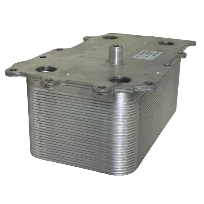 1780140PE Genuine Paccar Engine Oil Cooler