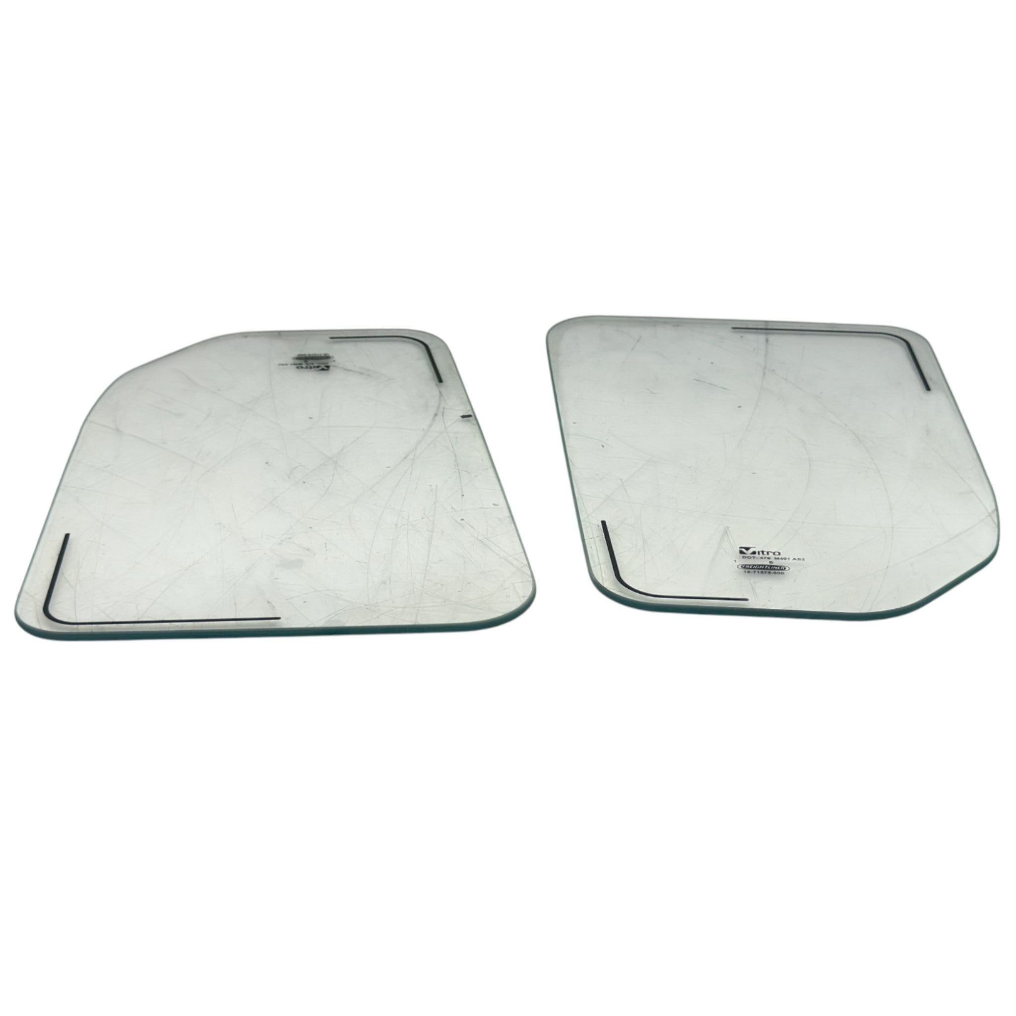 18-71575-000 Genuine Freightliner Right Side Lower Window