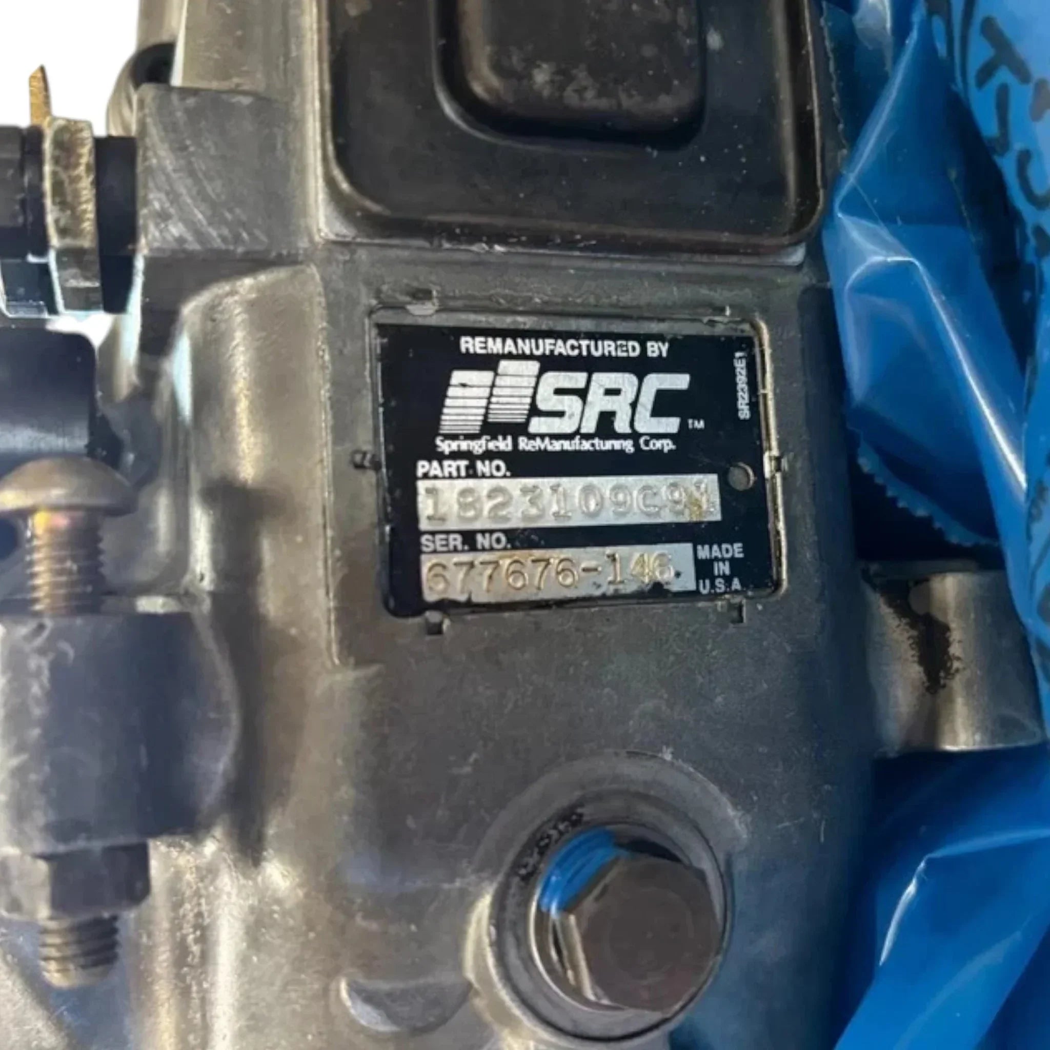 1823109RX1 Genuine International Injection Pump
