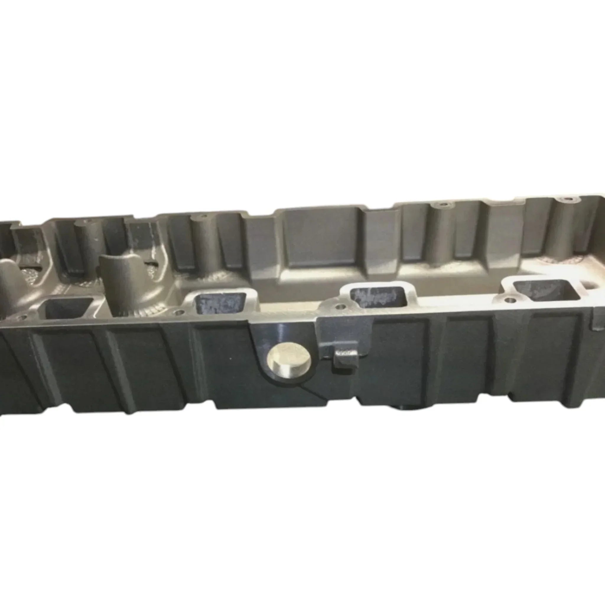 1824783C2 International Valve Cover