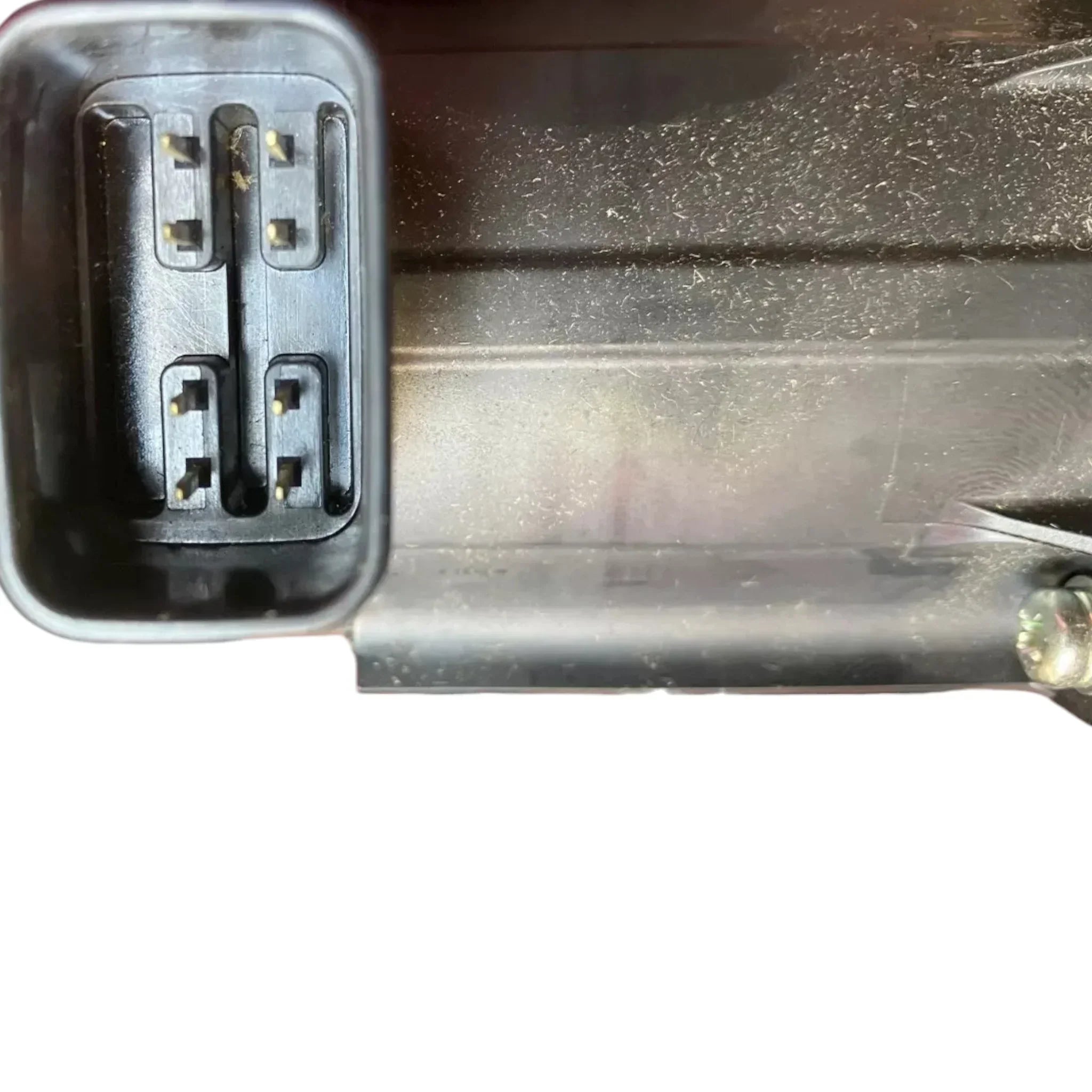 1846463C1 Genuine International EGR Exhaust Gas Recirculation Valve
