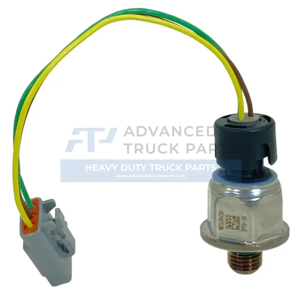 1875784C92 Genuine International Oil Pressure Sensor