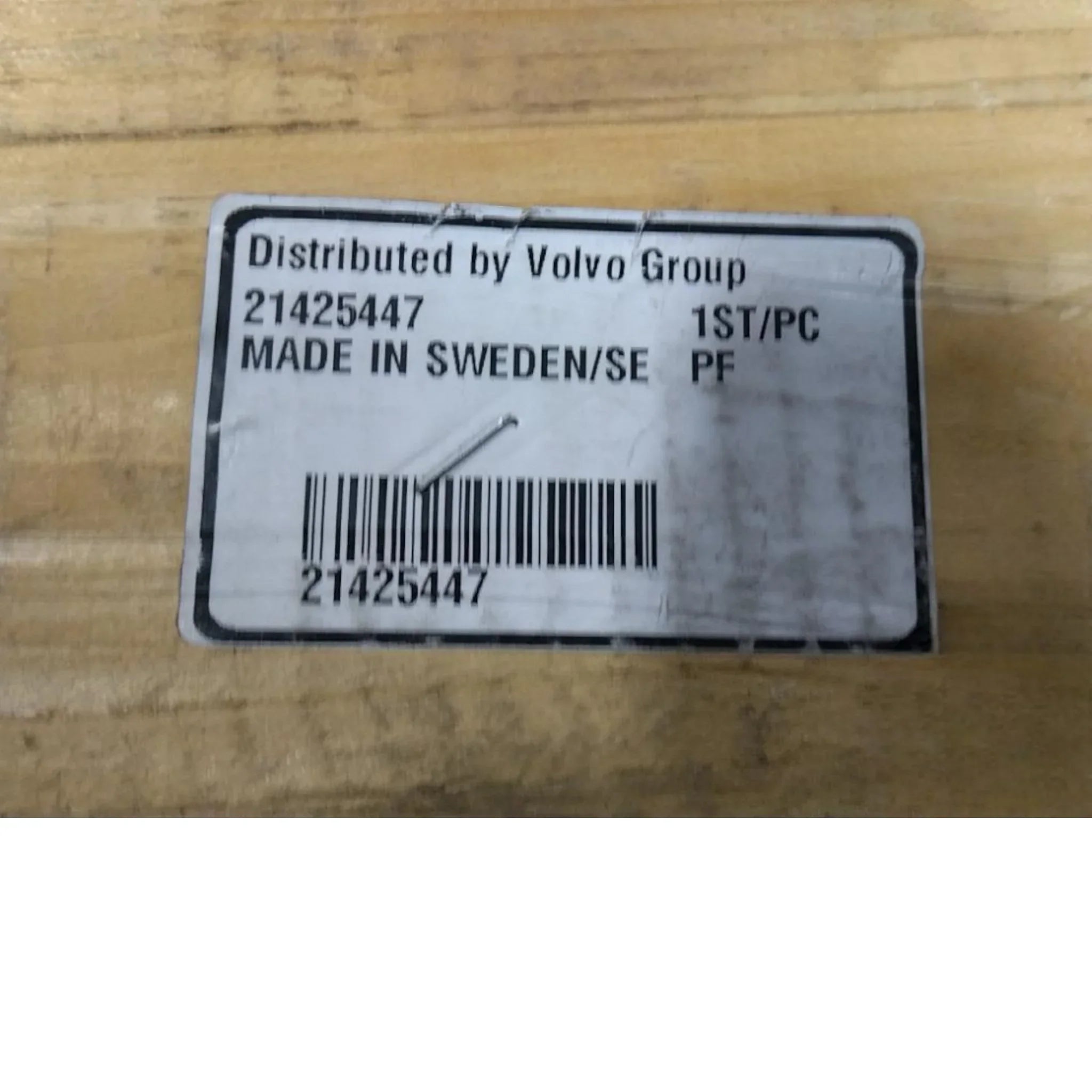 21425447 Genuine Volvo Camshaft - Truck To Trailer