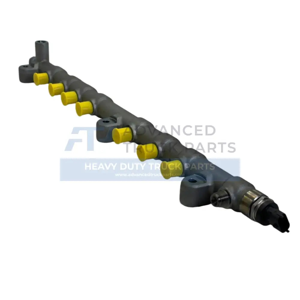3005792C1 Genuine International Fuel Rail Assembly
