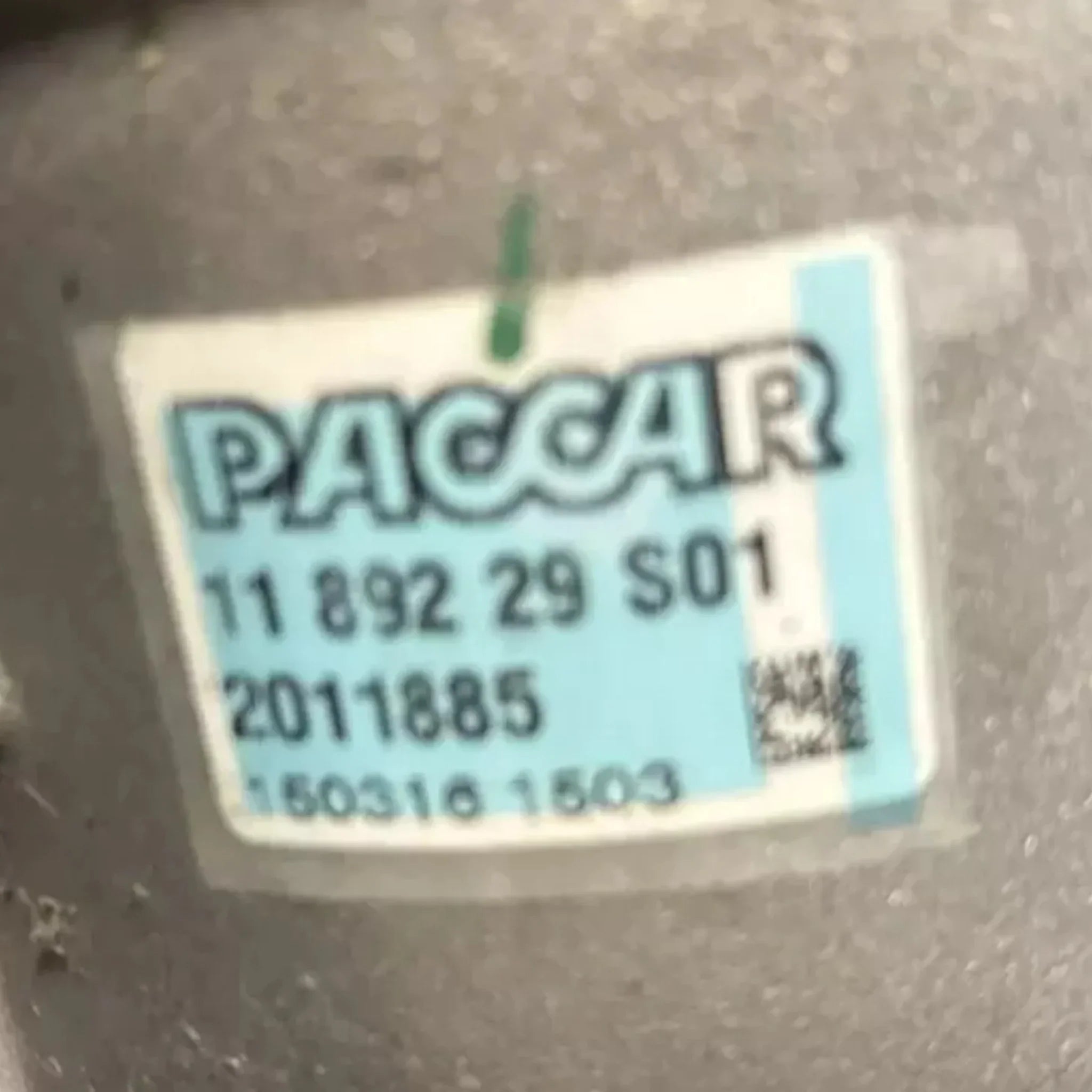 2011885 Genuine Paccar Oil Module MX13