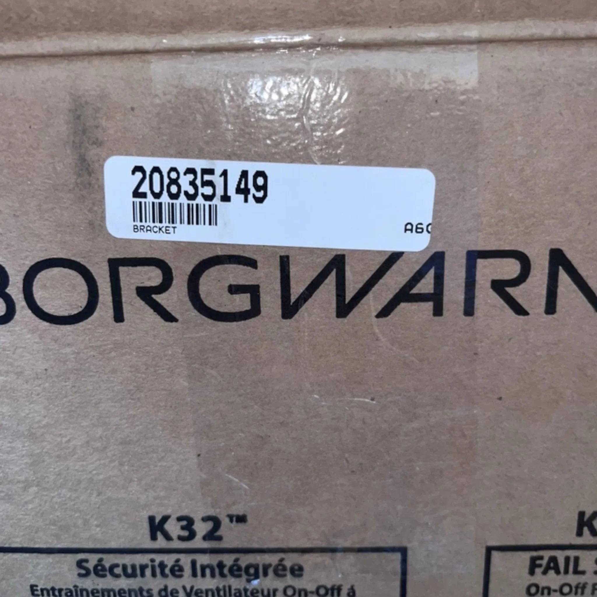 20835149 Genuine Volvo Clutch Fan Hub Bracket