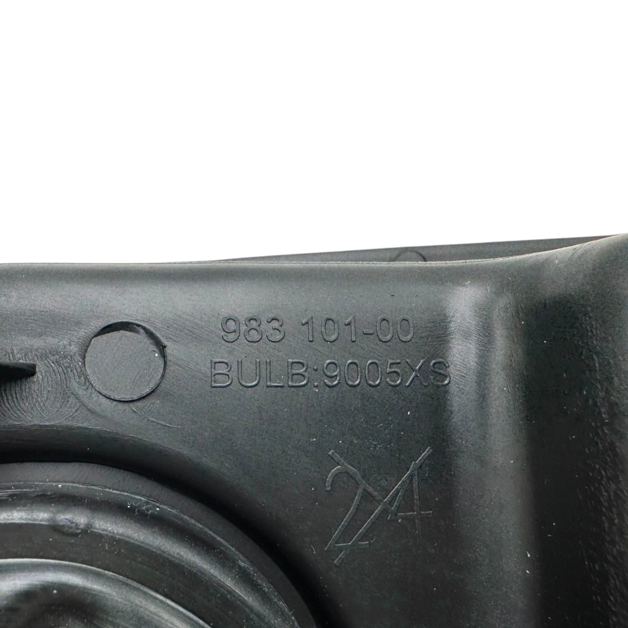 20902894 Genuine Volvo Right Side Headlamp Assembly