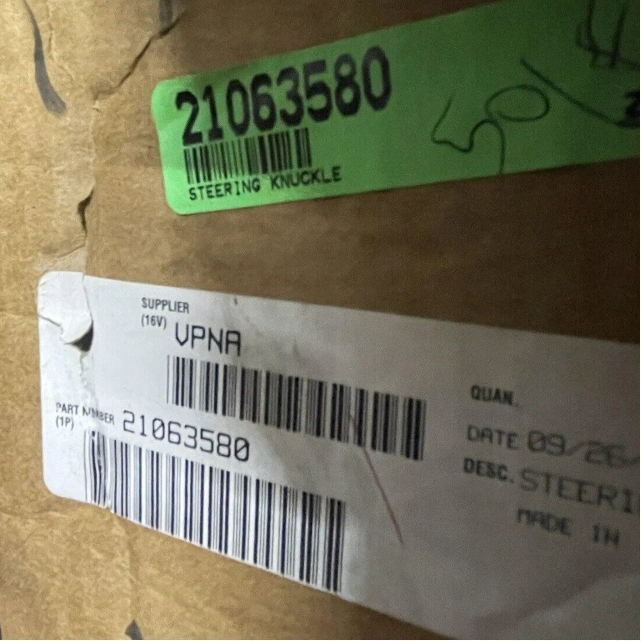 21063580 Genuine Mack Steering Knuckle