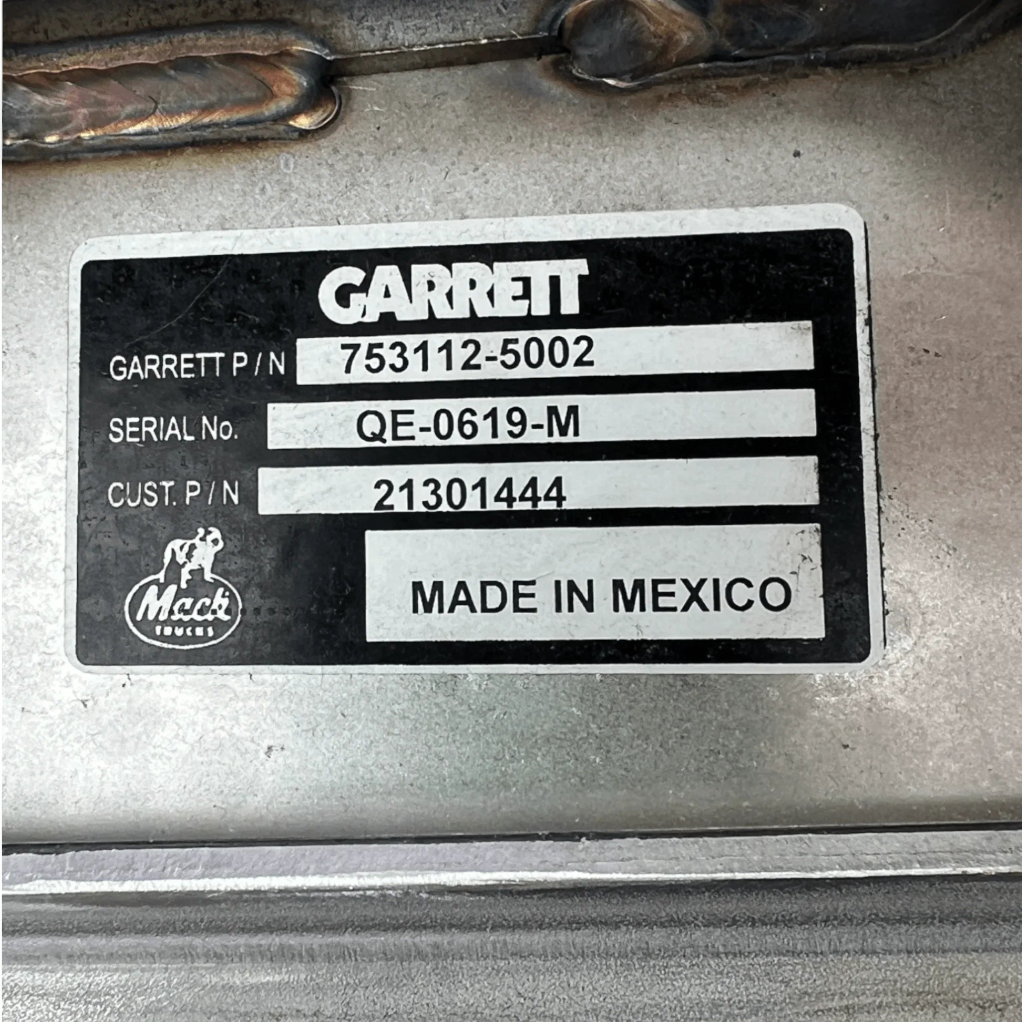 21301444 Genuine Garrett Egr Cooler For 2003-2007 Mack