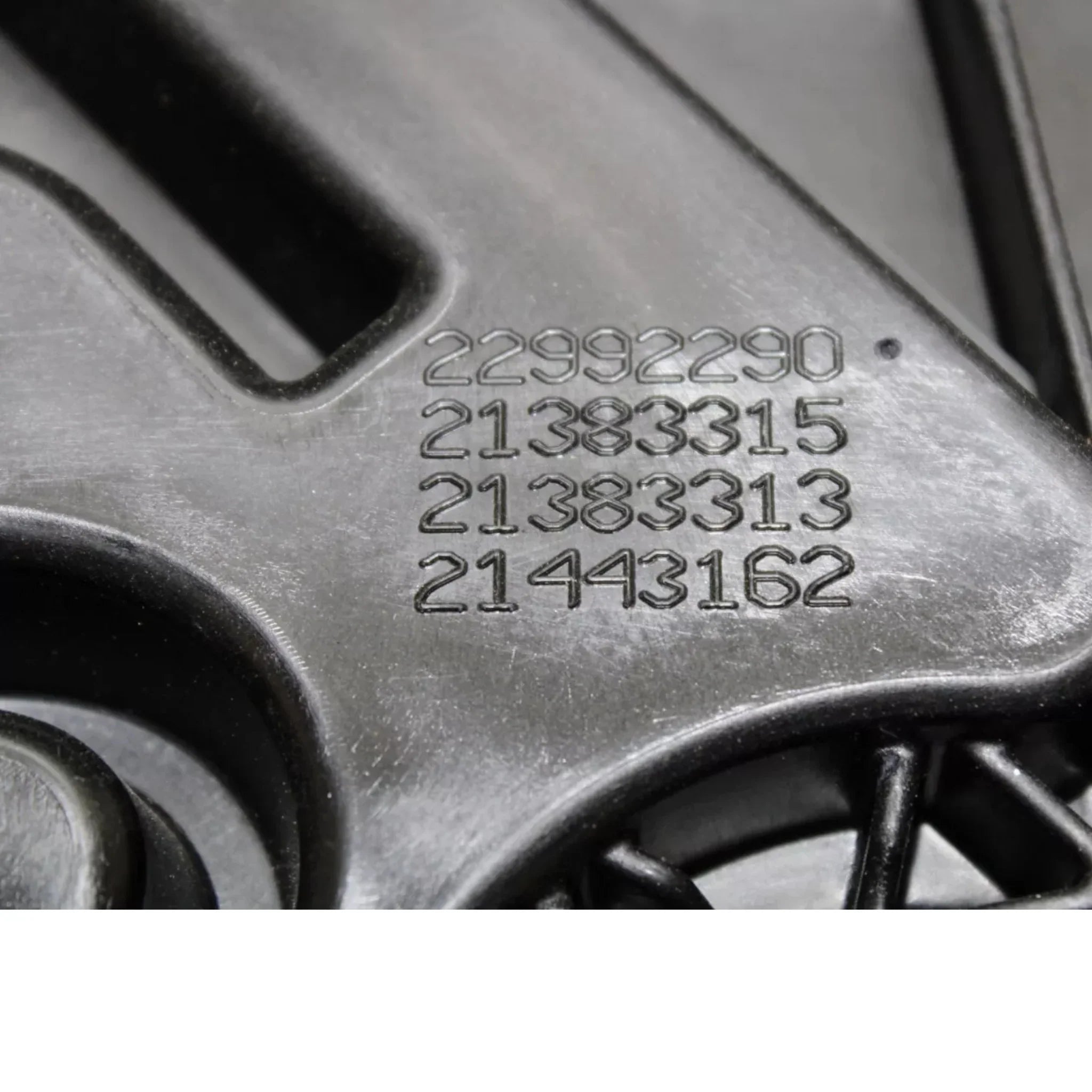 21383310 Oem Volvo Timing Gear Cover For Volvo D11 2008-2018