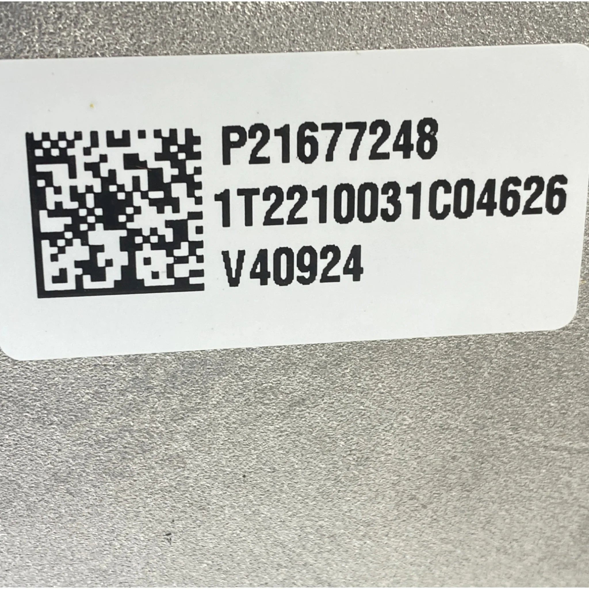 21545620 Genuine Volvo Oil Cooler Cover