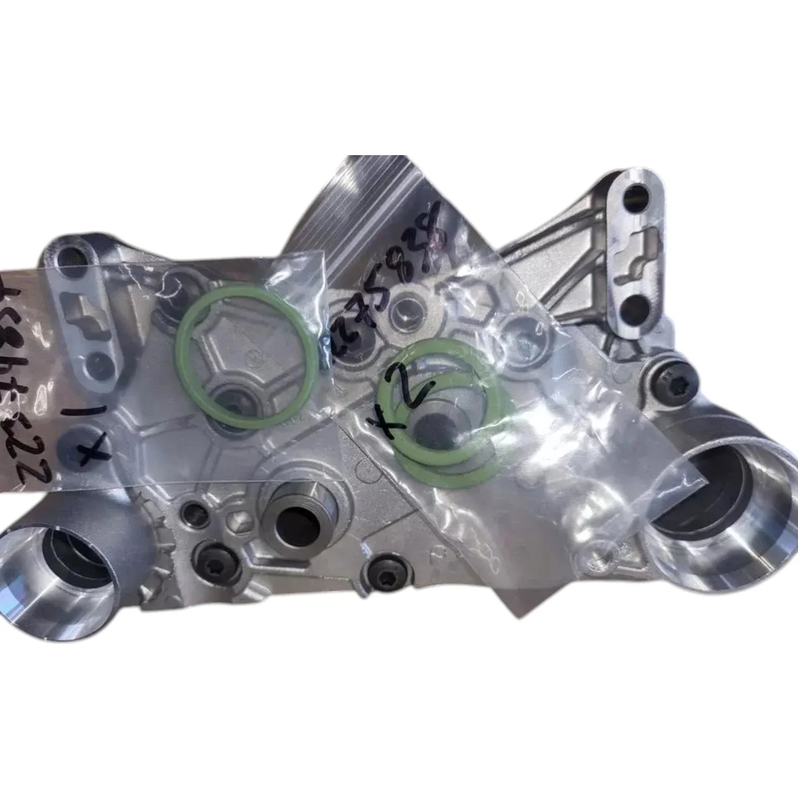 85013237 Genuine Mack Oil Pump