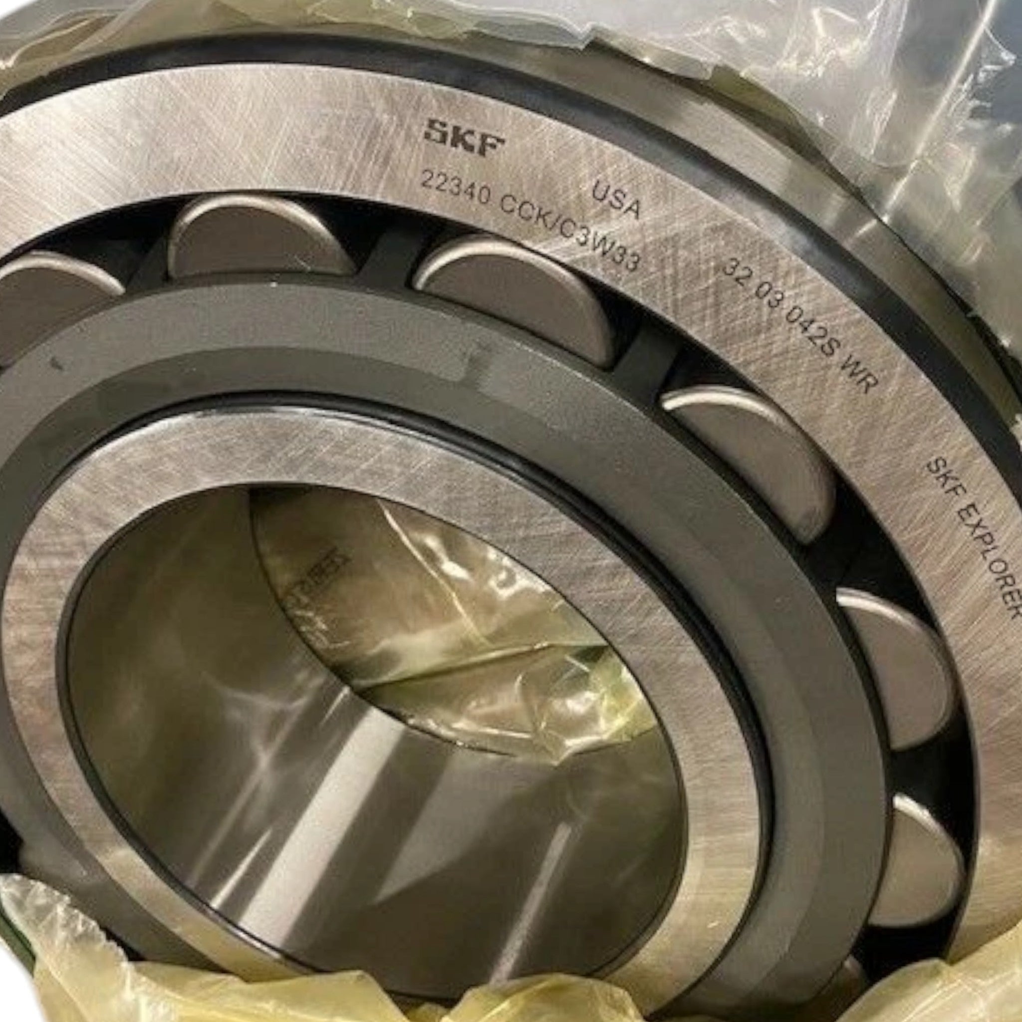 22340CCK/C3W33 Genuine SKF Spherical Roller Bearing
