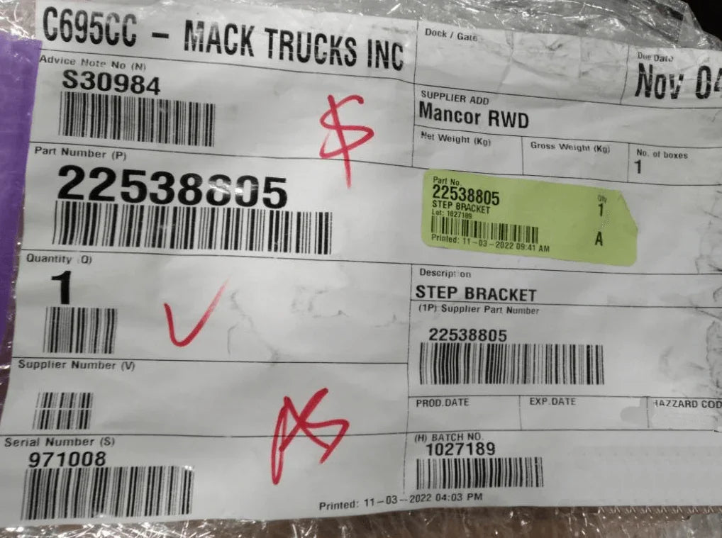 22538805 Genuine Mack Bracket - Truck To Trailer