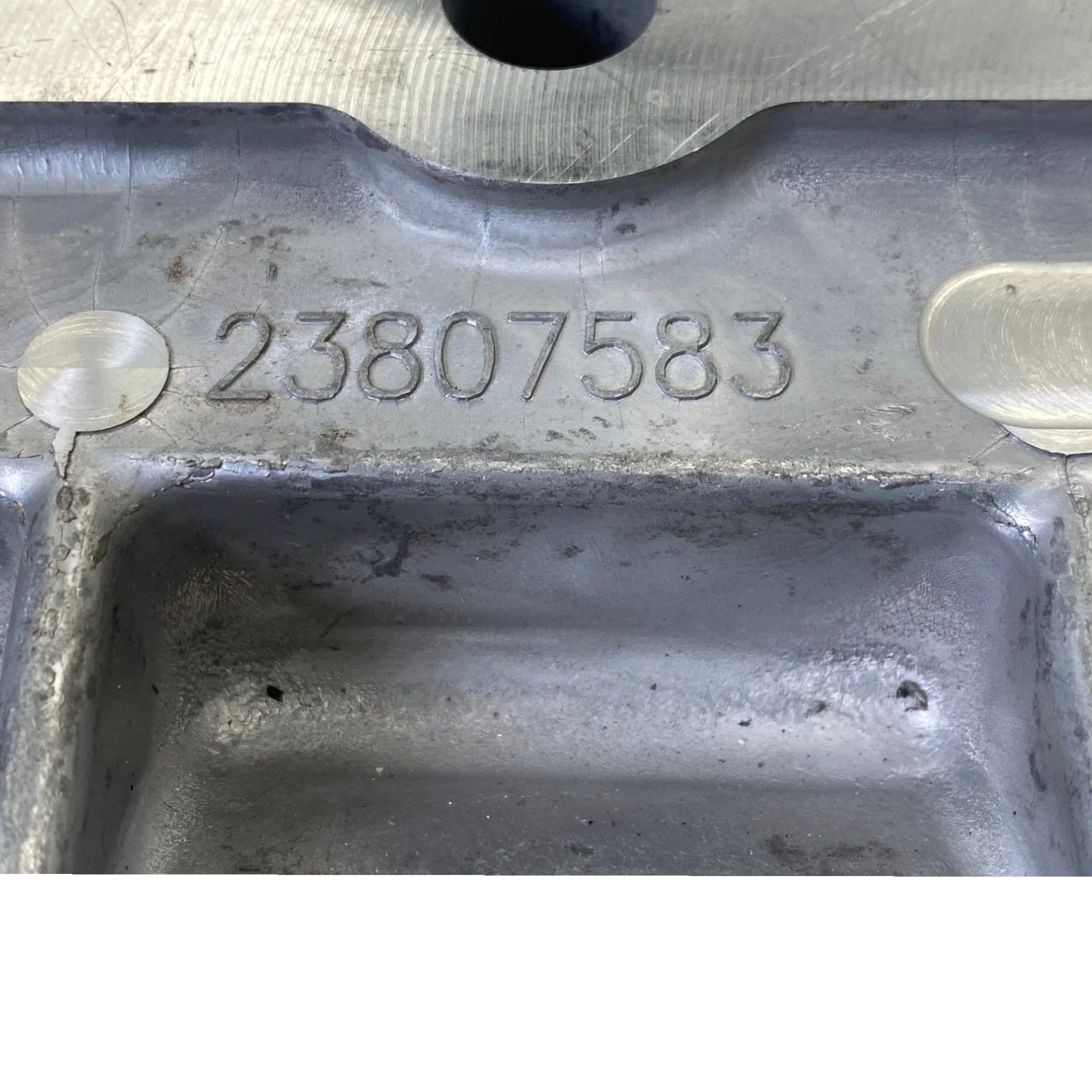 23807662 Genuine Volvo Engine Oil Filter Housing