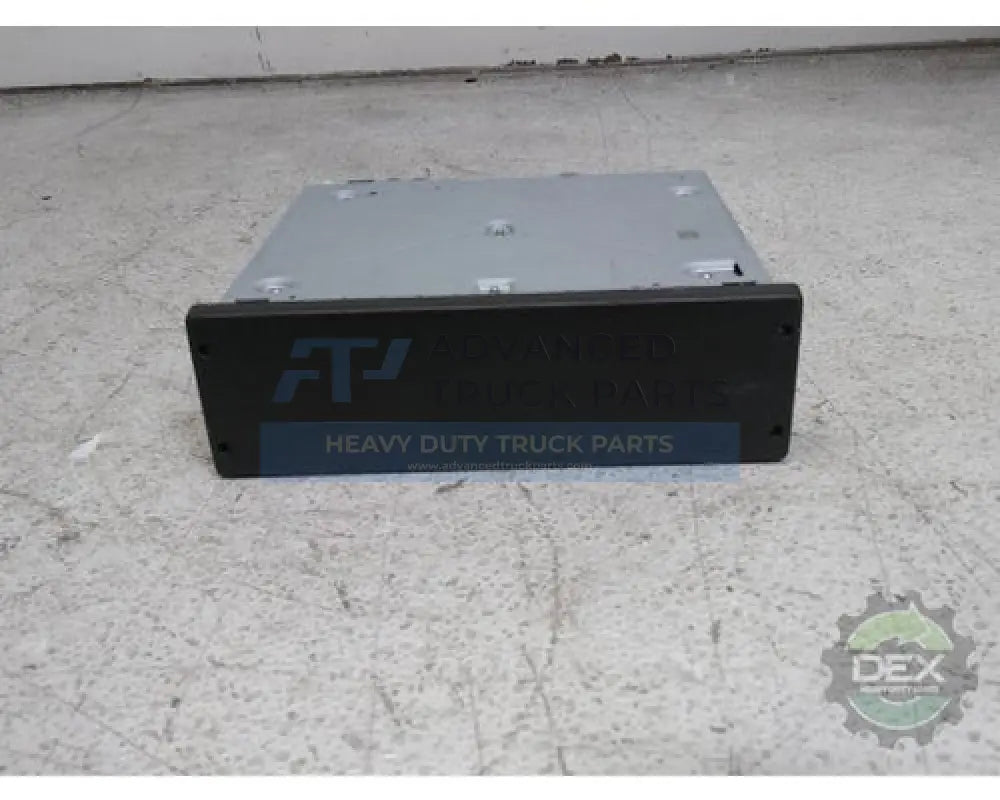 24233874 Genuine Volvo Radio
