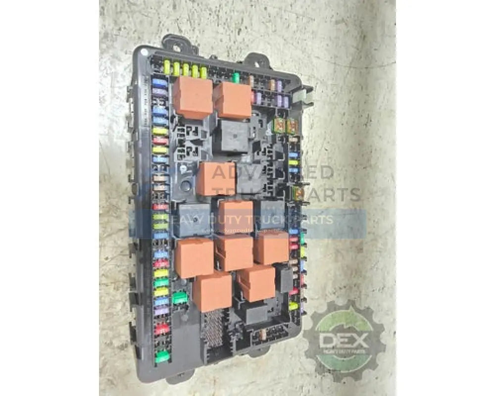24800483 Genuine Mack Fuse And Relay Center