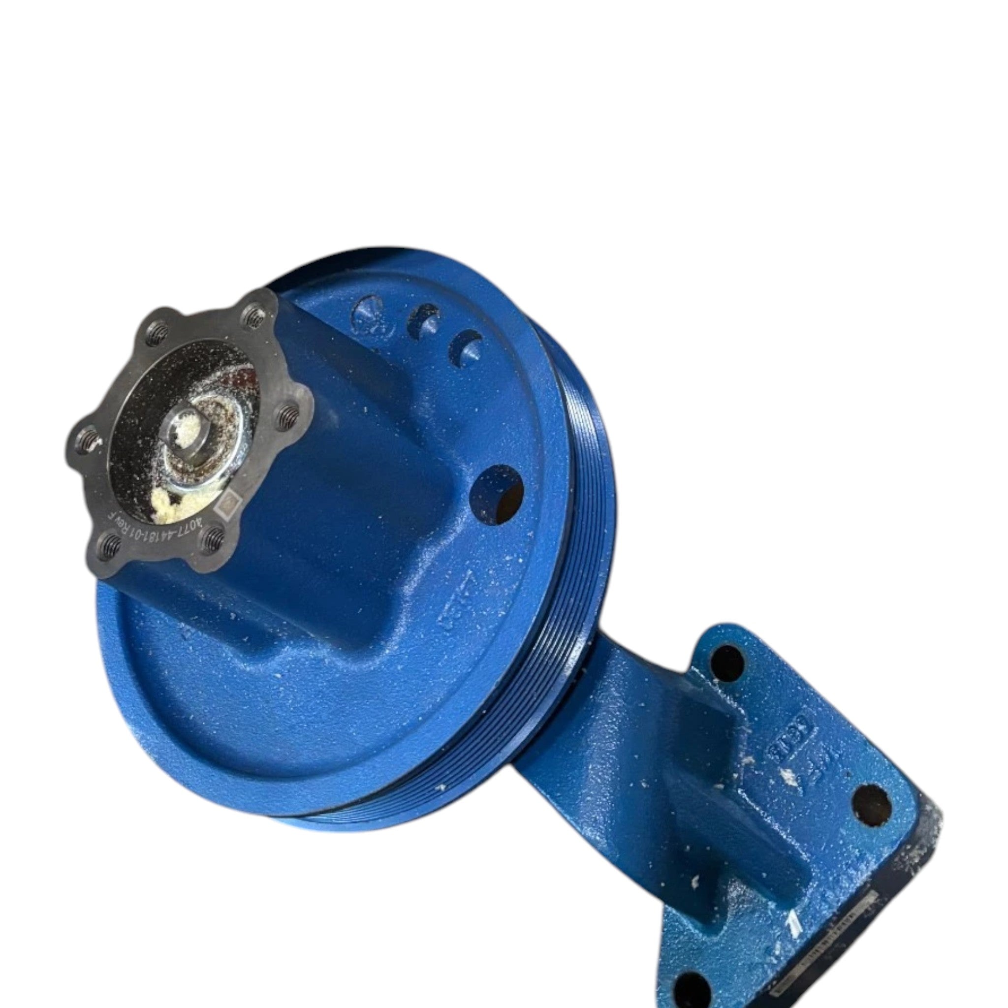 2587332C91 Genuine International Fan Drive Pulley Hub