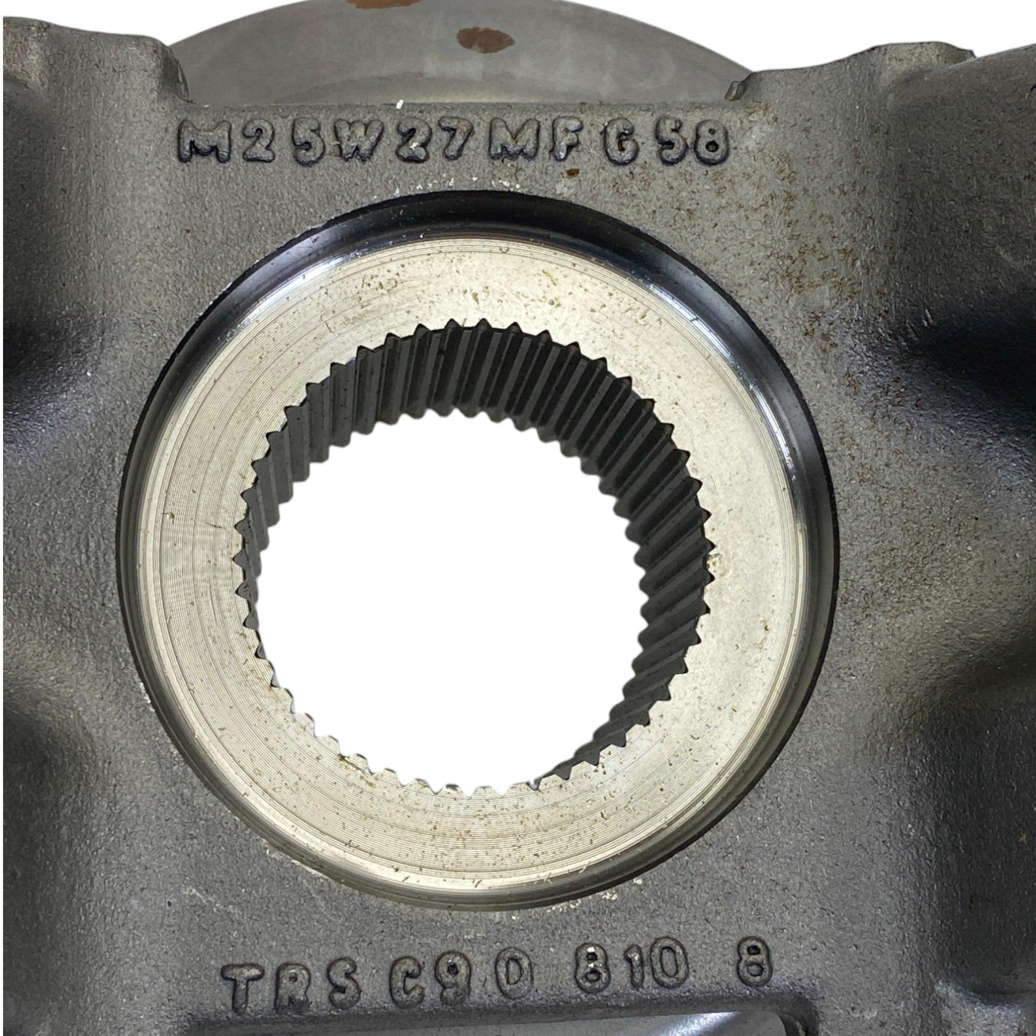 25WYS38-13A Genuine Meritor RPL25 Series Forward Input End Yoke