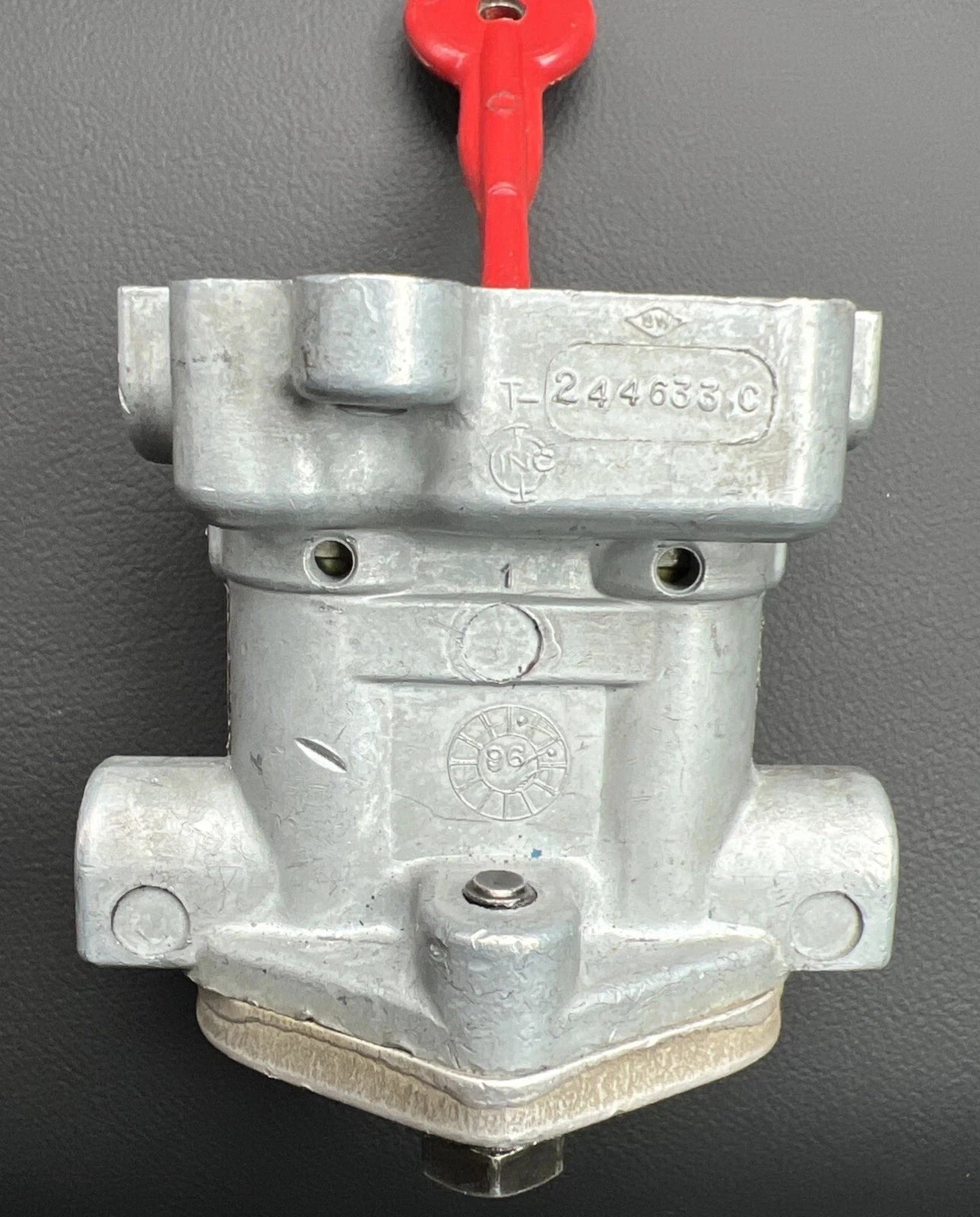 289914 Genuine Bendix Air Brake Control Valve