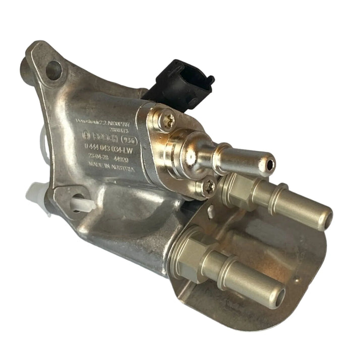 2888173Nx Genuine Cummins Diesel Exhaust Fluid Doser Injector 2.2