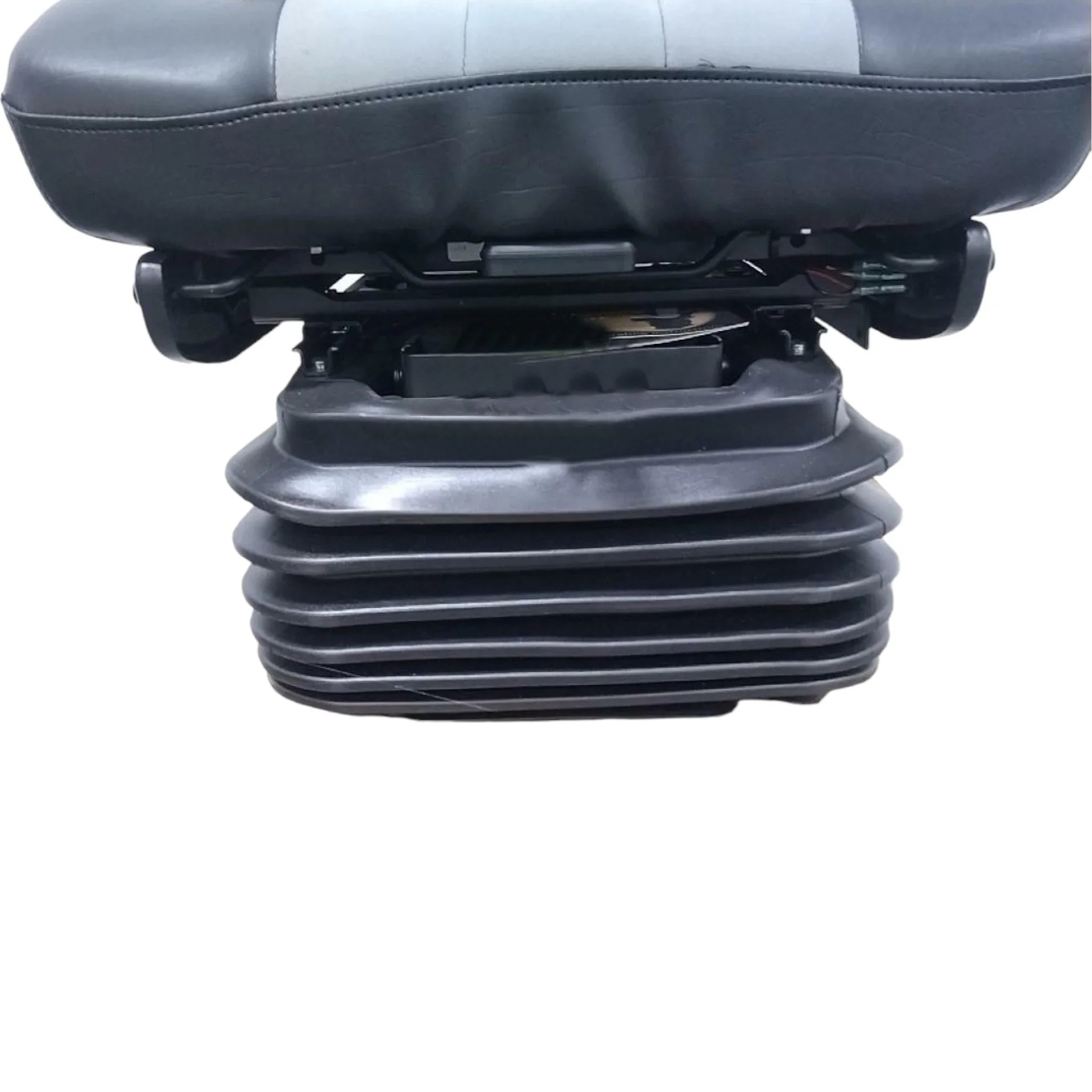 24299911 Genuine Mack Passenger Seat - Truck To Trailer