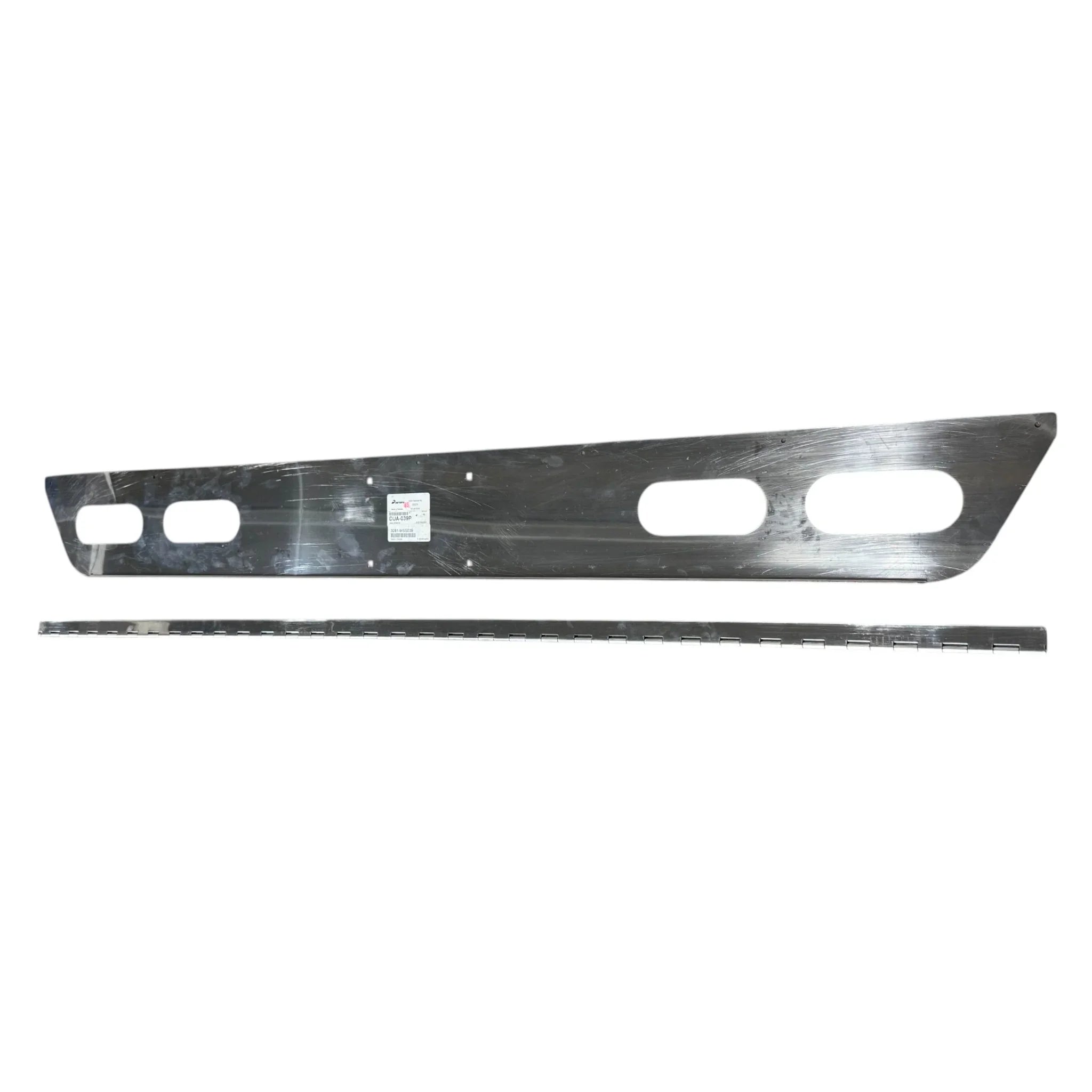 3281-MSS039 Genuine Mack Oval Light Swing Plate