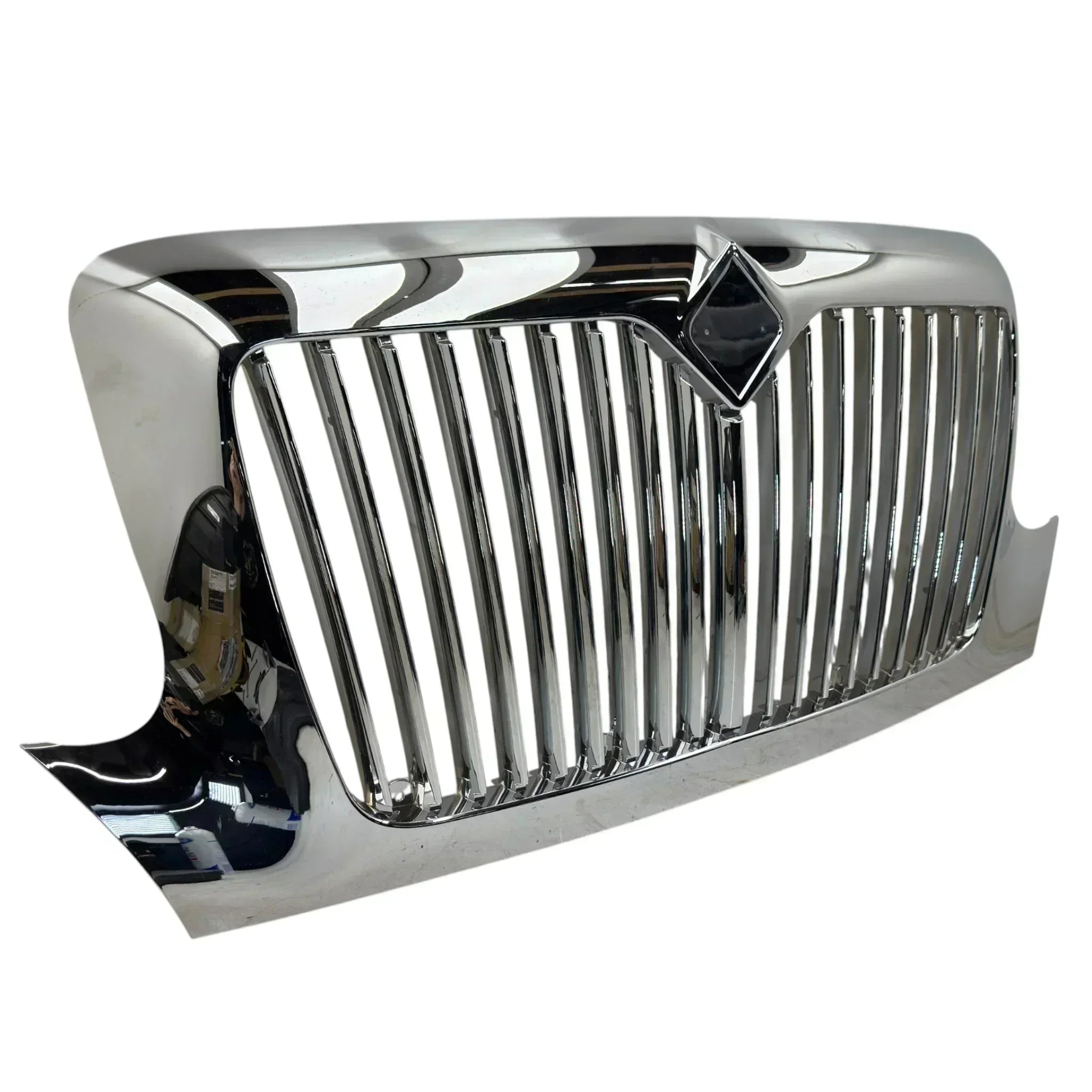 3551015C99 Genuine International Grille