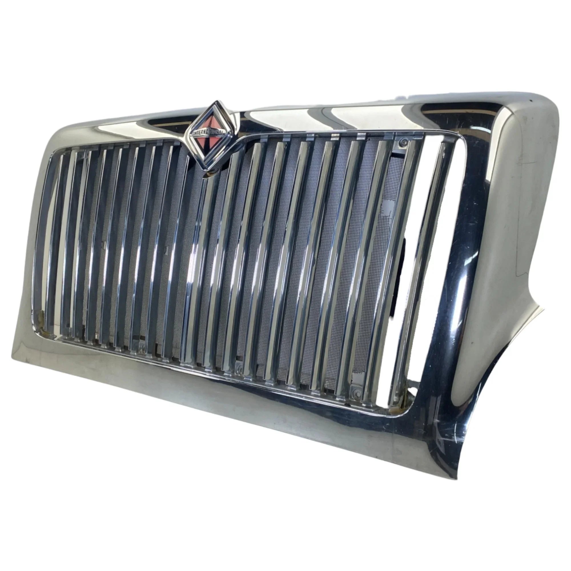 3579745C91 Genuine International Grille